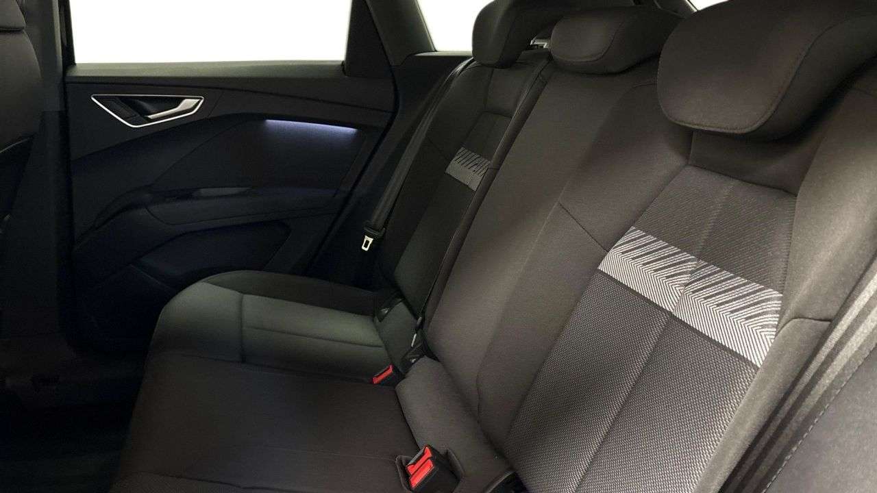 2021 AUDI Q4 E-TRON 2021 AUDI Q4 E-TRON