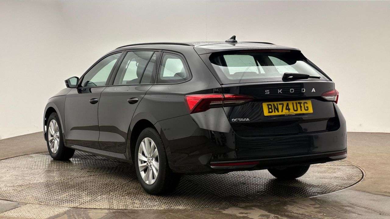 A 2024 SKODA OCTAVIA 1.5 TSI e-TEC MHEV ACT SE Technology Estate 5dr Petrol Hybrid DSG Euro 6 (s A 2024 SKODA OCTAVIA 1.5 TSI e-TEC MHEV ACT SE Technology Estate 5dr Petrol Hybrid DSG Euro 6 (s