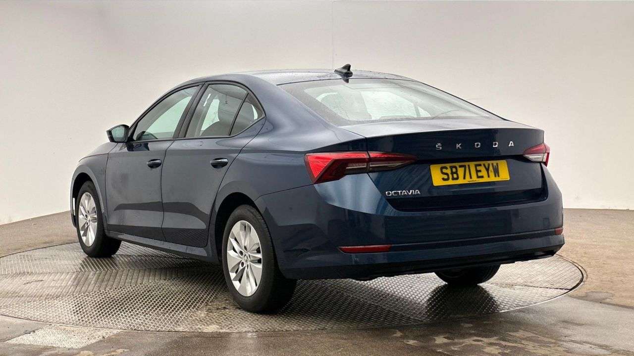 A 2022 SKODA OCTAVIA 1.5 TSI ACT SE Technology Hatchback 5dr Petrol Manual Euro 6 (s/s) (150 ps) A 2022 SKODA OCTAVIA 1.5 TSI ACT SE Technology Hatchback 5dr Petrol Manual Euro 6 (s/s) (150 ps)