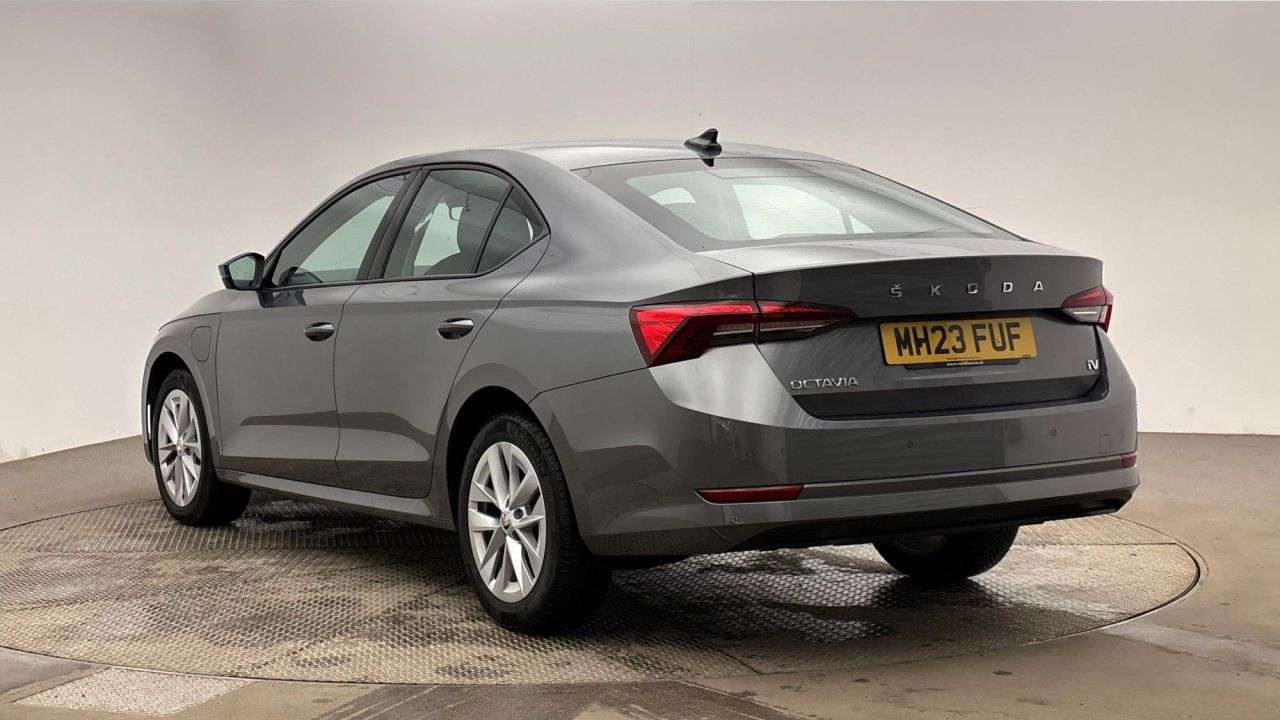 A 2023 SKODA OCTAVIA 1.4 TSI iV 13kWh SE Technology Hatchback 5dr Petrol Plug-in Hybrid DSG Euro A 2023 SKODA OCTAVIA 1.4 TSI iV 13kWh SE Technology Hatchback 5dr Petrol Plug-in Hybrid DSG Euro