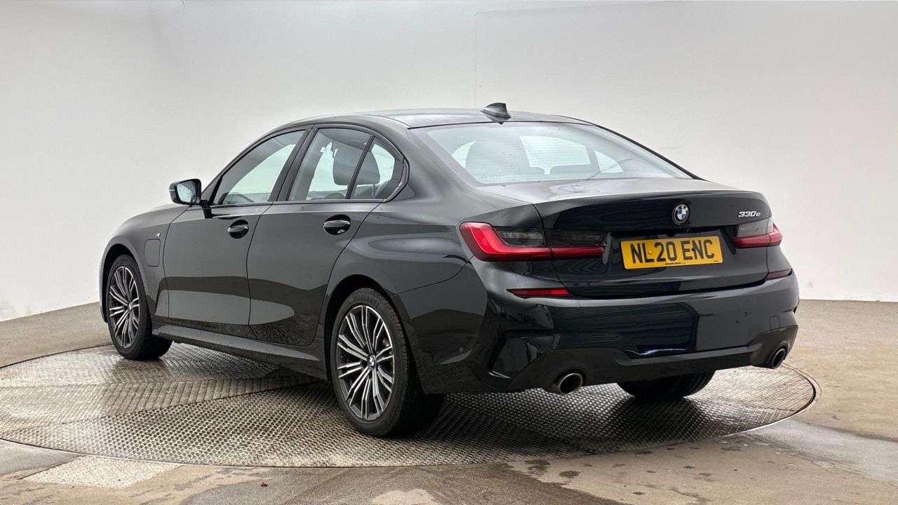 A 2020 BMW 3 SERIES 2.0 330e 12kWh M Sport Saloon 4dr Petrol Plug-in Hybrid Auto Euro 6 (s/s) ( A 2020 BMW 3 SERIES 2.0 330e 12kWh M Sport Saloon 4dr Petrol Plug-in Hybrid Auto Euro 6 (s/s) (
