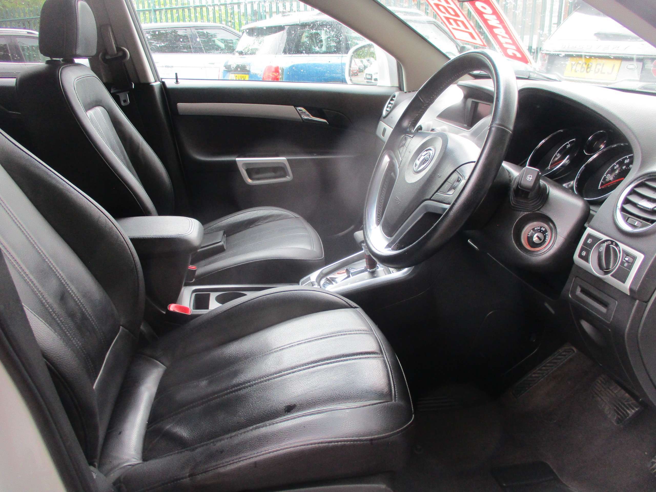 A 2015 VAUXHALL ANTARA 2.2 CDTi Diamond SUV 5dr Diesel Manual 2WD Euro 5 (s/s) (163 ps) A 2015 VAUXHALL ANTARA 2.2 CDTi Diamond SUV 5dr Diesel Manual 2WD Euro 5 (s/s) (163 ps)
