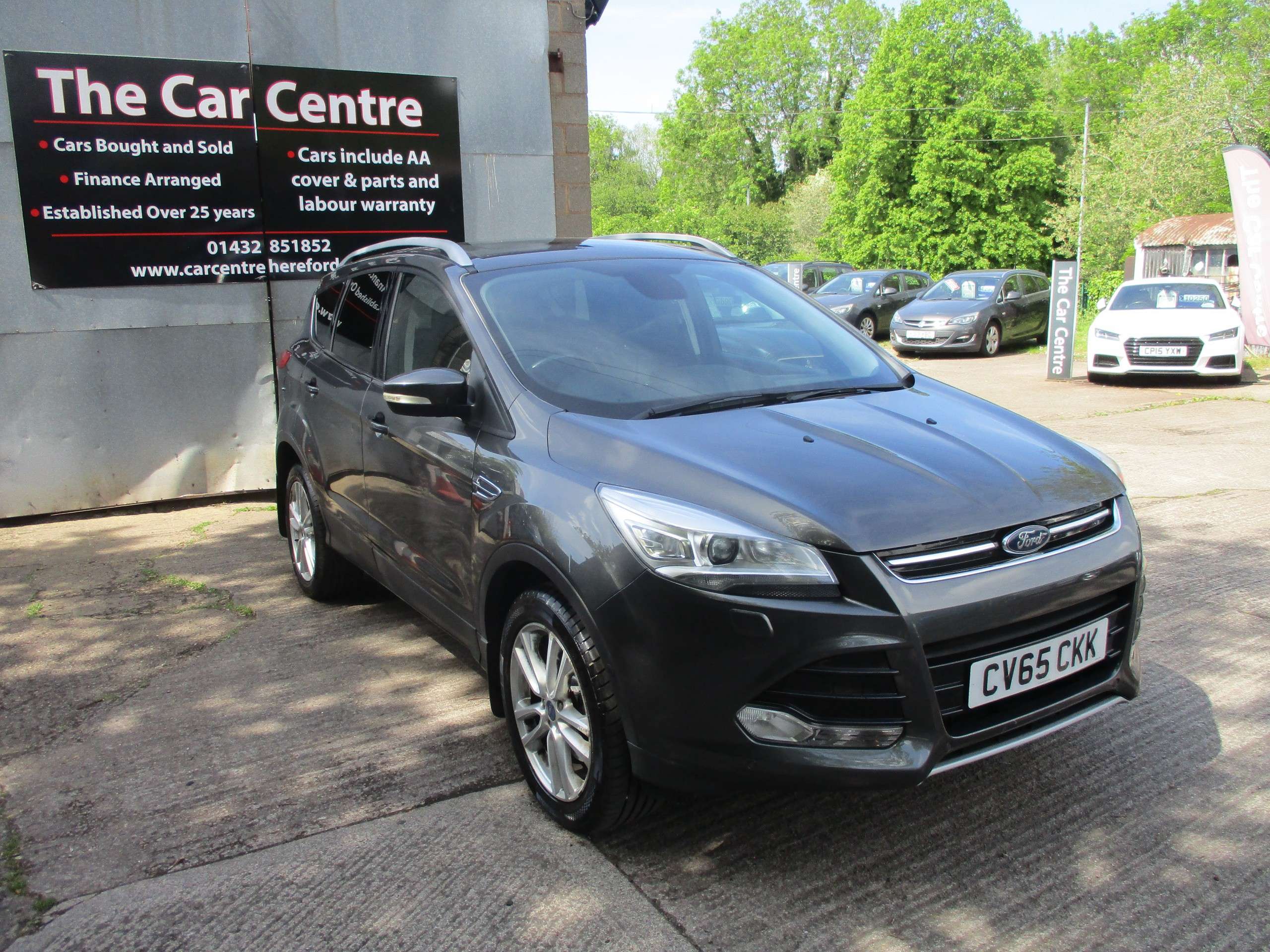 A 2015 FORD KUGA 2.0 TDCi Titanium X Sport SUV 5dr Diesel Manual AWD Euro 6 (s/s) (180 ps) A 2015 FORD KUGA 2.0 TDCi Titanium X Sport SUV 5dr Diesel Manual AWD Euro 6 (s/s) (180 ps)