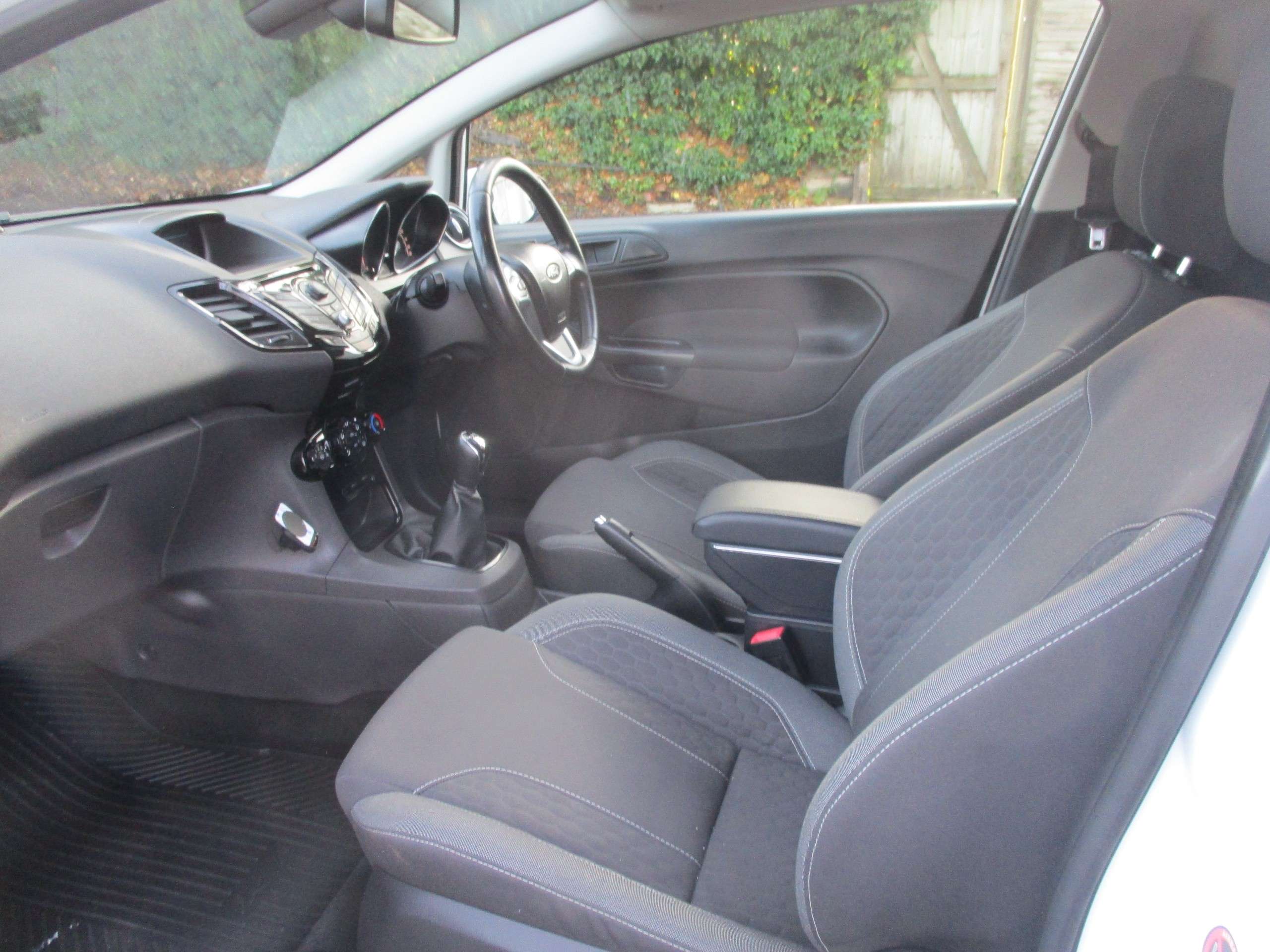 2013 FORD FIESTA 2013 FORD FIESTA