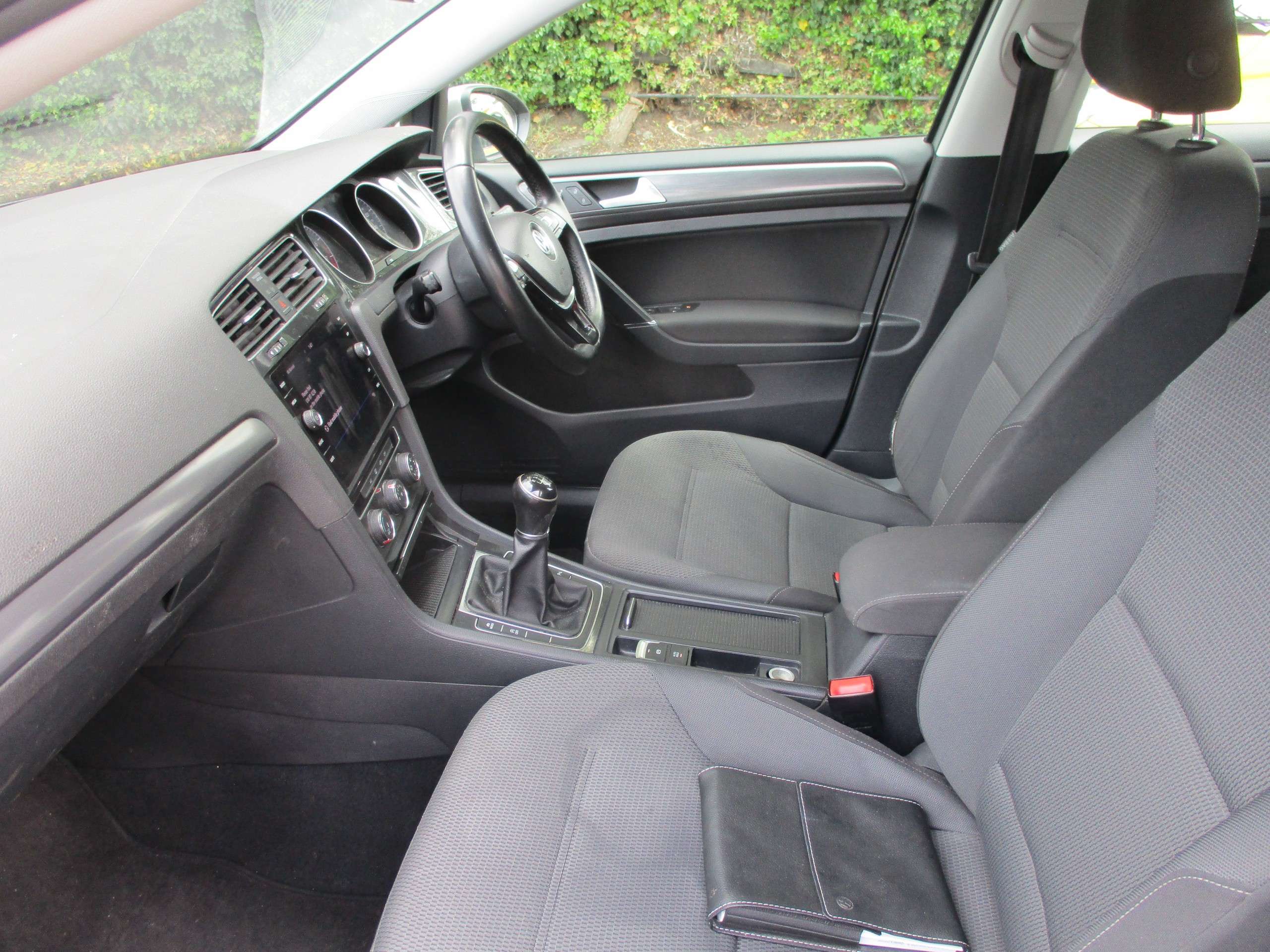 2017 VOLKSWAGEN GOLF 2017 VOLKSWAGEN GOLF
