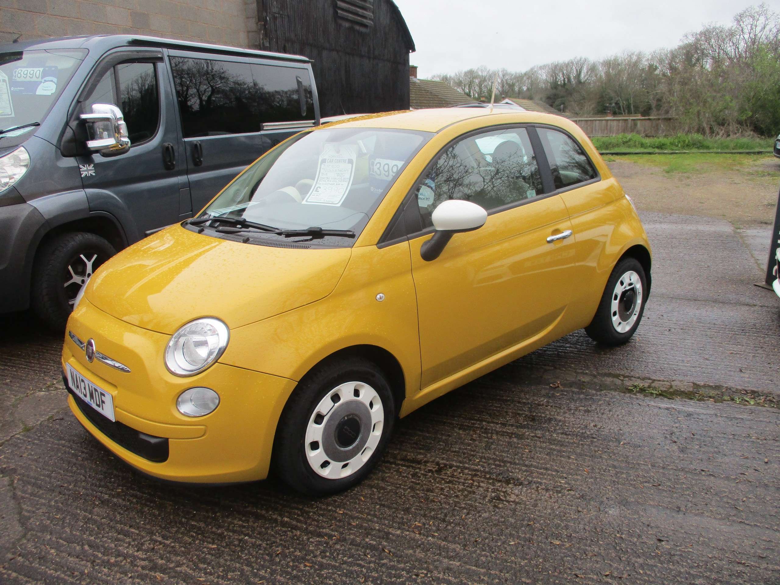 A 2013 FIAT 500 1.2 Colour Therapy Hatchback 3dr Petrol Manual Euro 5 (s/s) (69 bhp) A 2013 FIAT 500 1.2 Colour Therapy Hatchback 3dr Petrol Manual Euro 5 (s/s) (69 bhp)