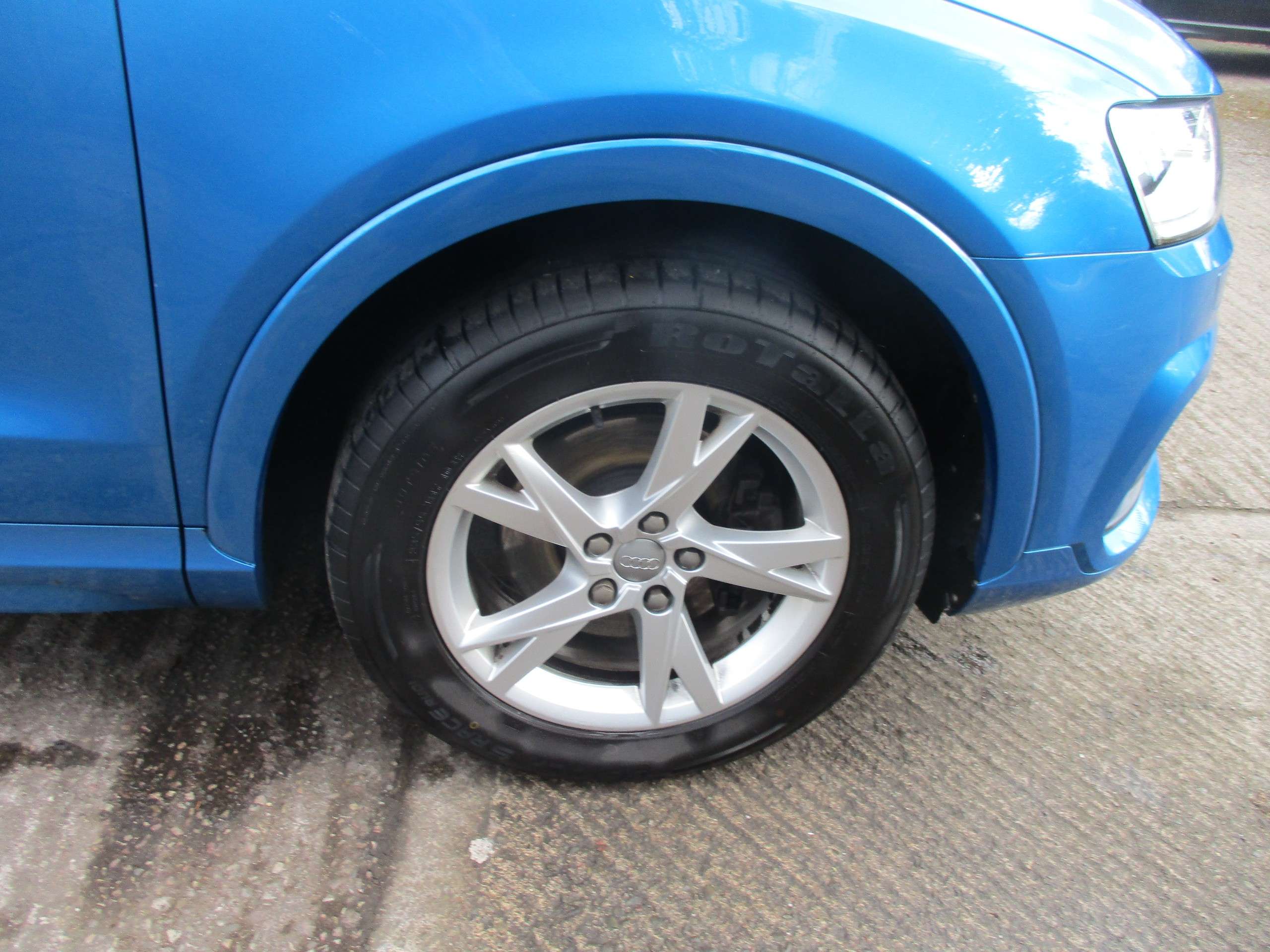 2015 AUDI Q3 2015 AUDI Q3