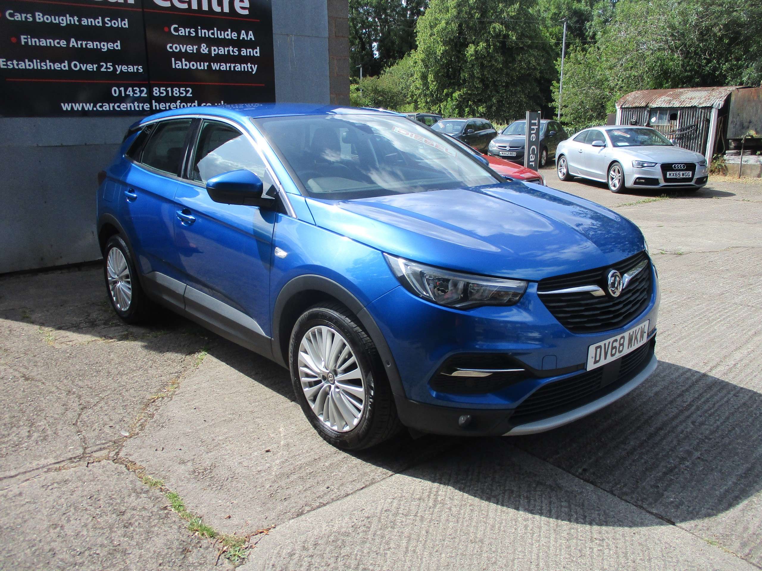 A 2018 VAUXHALL GRANDLAND X 1.5 Turbo D BlueInjection Tech Line Nav SUV 5dr Diesel Manual Euro 6 (s/s) (130 ps) A 2018 VAUXHALL GRANDLAND X 1.5 Turbo D BlueInjection Tech Line Nav SUV 5dr Diesel Manual Euro 6 (s/s) (130 ps)