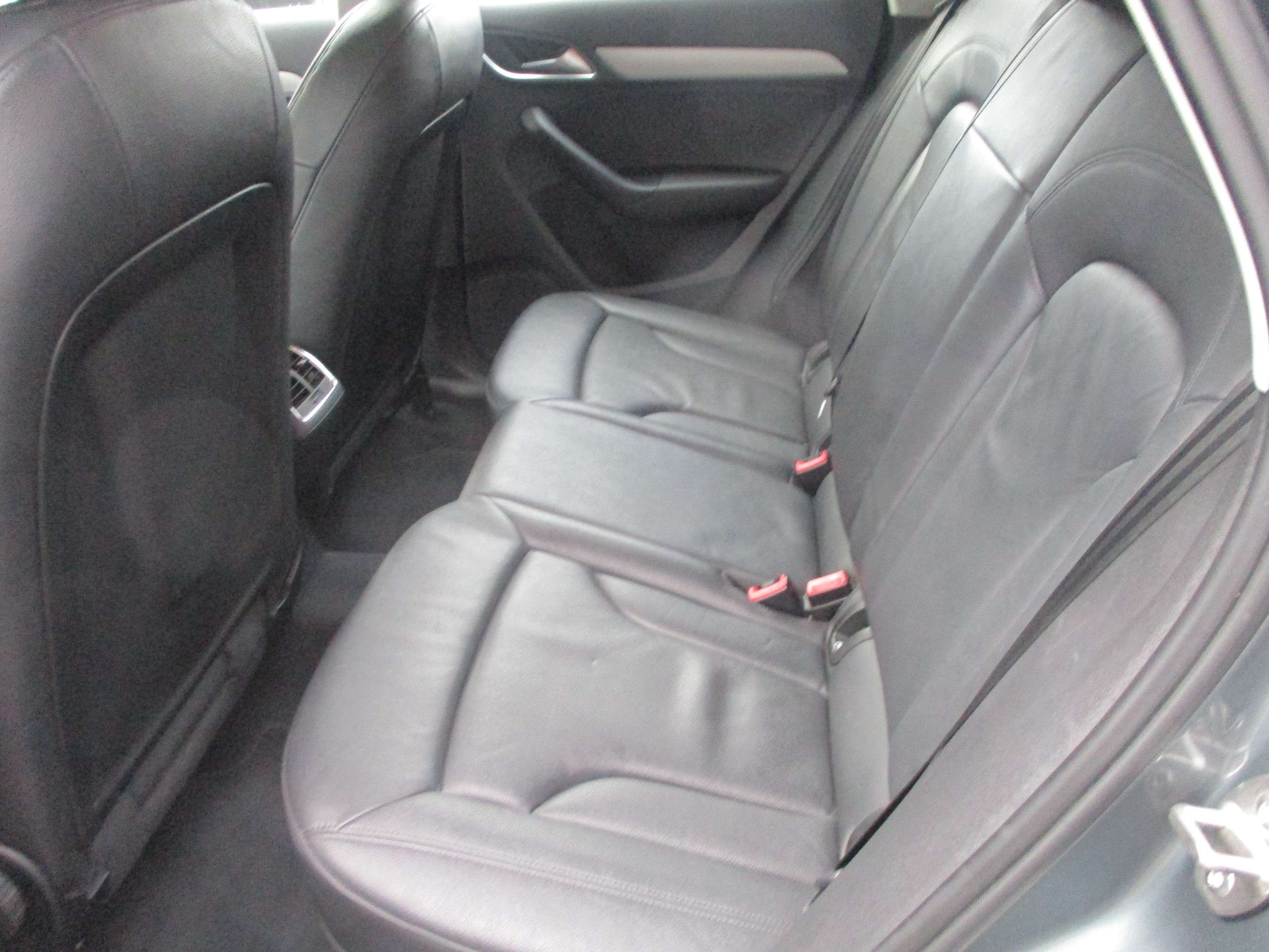 2013 AUDI Q3 2013 AUDI Q3