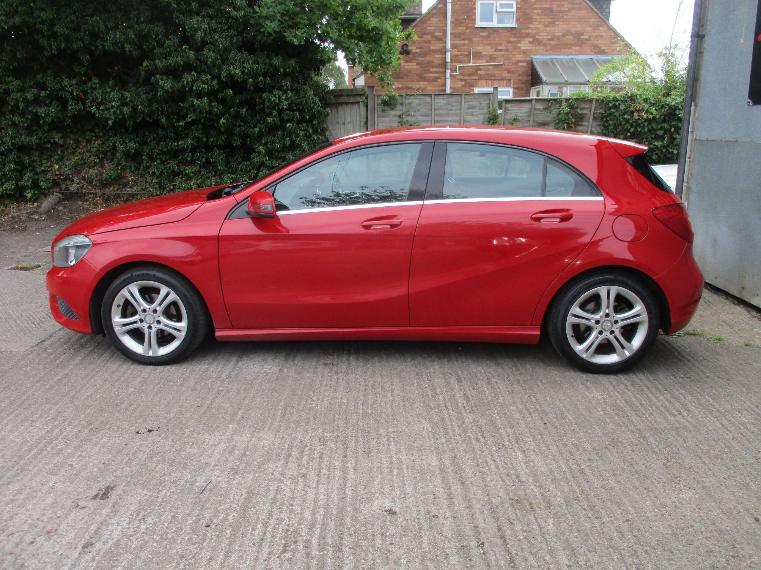 A 2016 MERCEDES-BENZ A CLASS 1.5 A180 CDI Sport Edition Hatchback 5dr Diesel Manual Euro 6 (s/s) (109 ps) A 2016 MERCEDES-BENZ A CLASS 1.5 A180 CDI Sport Edition Hatchback 5dr Diesel Manual Euro 6 (s/s) (109 ps)