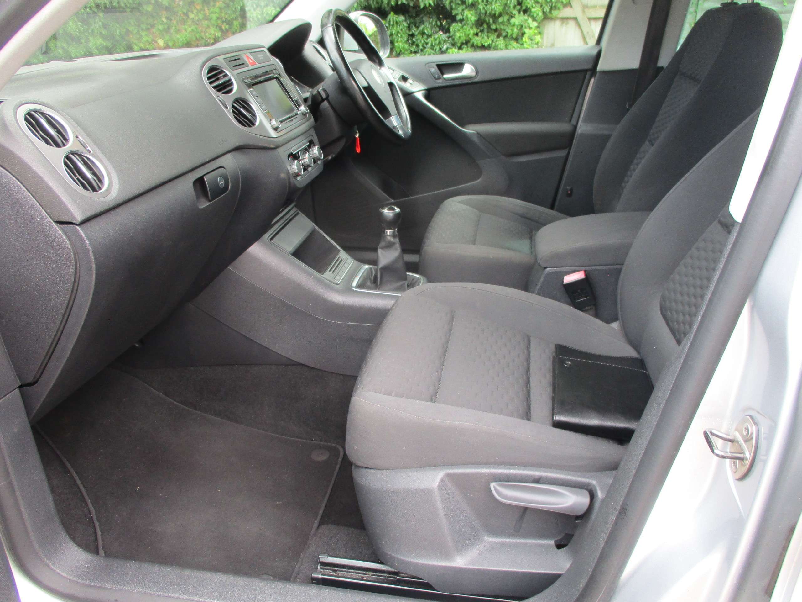 2010 VOLKSWAGEN TIGUAN 2010 VOLKSWAGEN TIGUAN