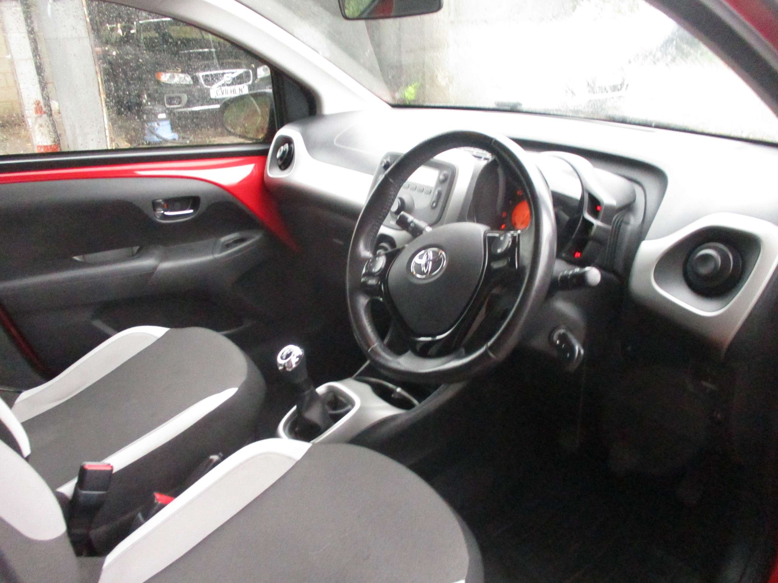 2017 TOYOTA AYGO 2017 TOYOTA AYGO