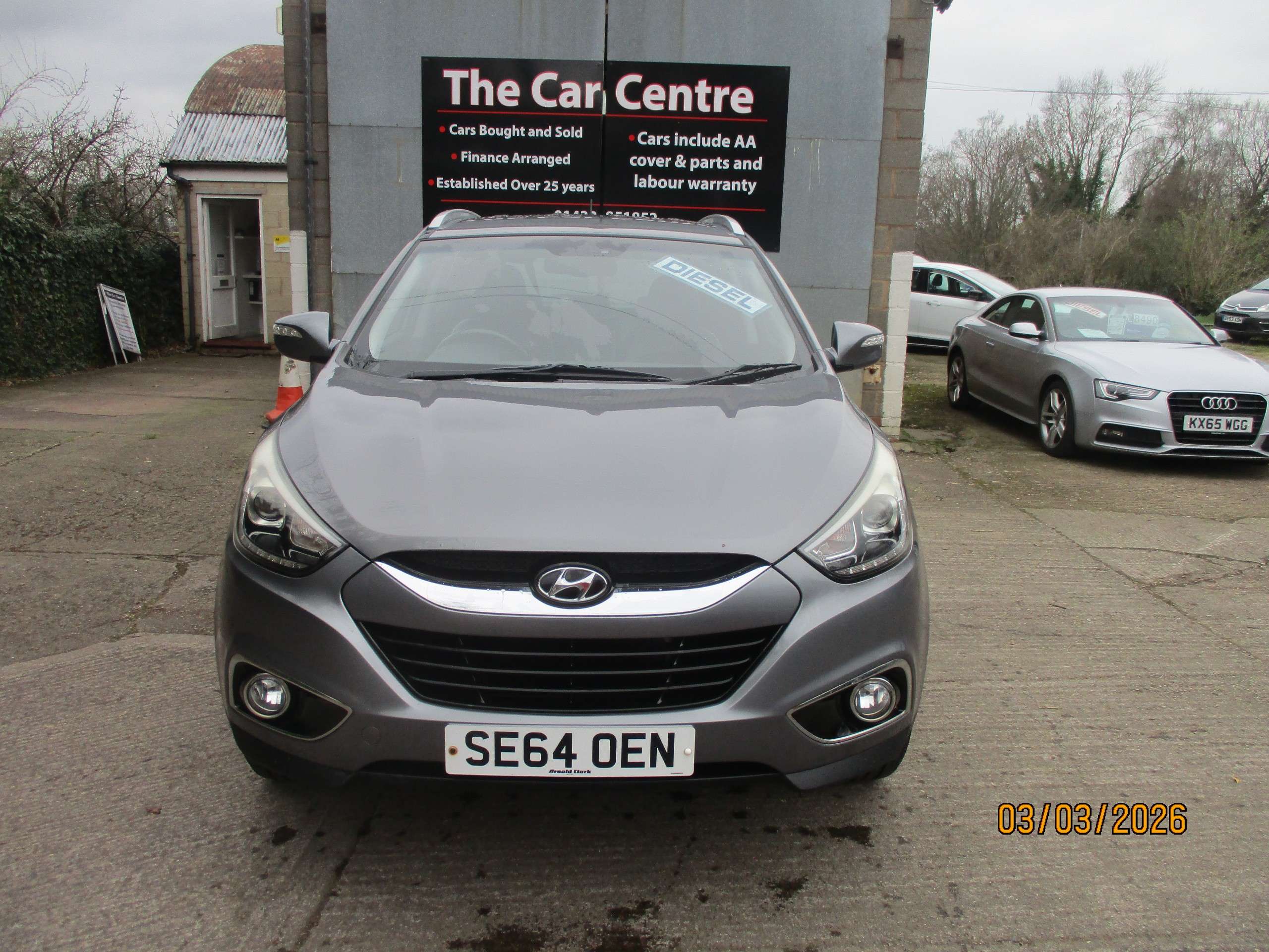 A 2015 HYUNDAI IX35 1.7 CRDi SE SUV 5dr Diesel Manual Euro 5 (s/s) (115 ps) A 2015 HYUNDAI IX35 1.7 CRDi SE SUV 5dr Diesel Manual Euro 5 (s/s) (115 ps)