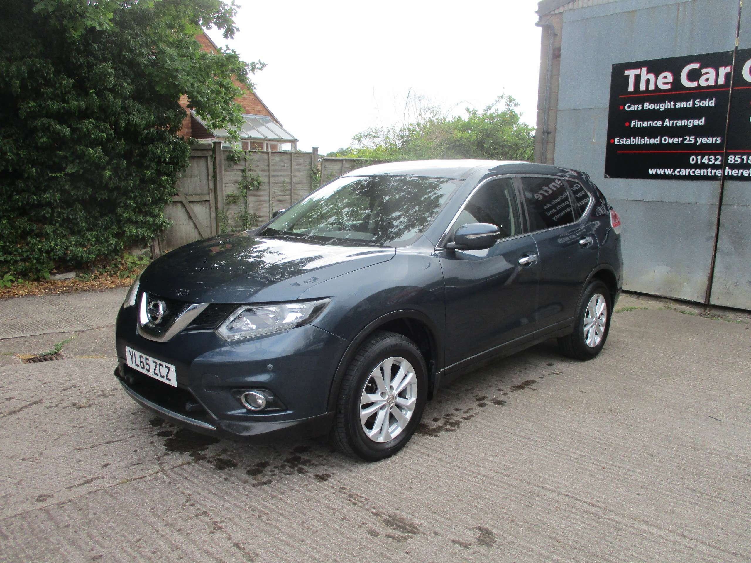 A 2016 NISSAN X-TRAIL 1.6 dCi Acenta SUV 5dr Diesel Manual Euro 6 (s/s) (130 ps) A 2016 NISSAN X-TRAIL 1.6 dCi Acenta SUV 5dr Diesel Manual Euro 6 (s/s) (130 ps)