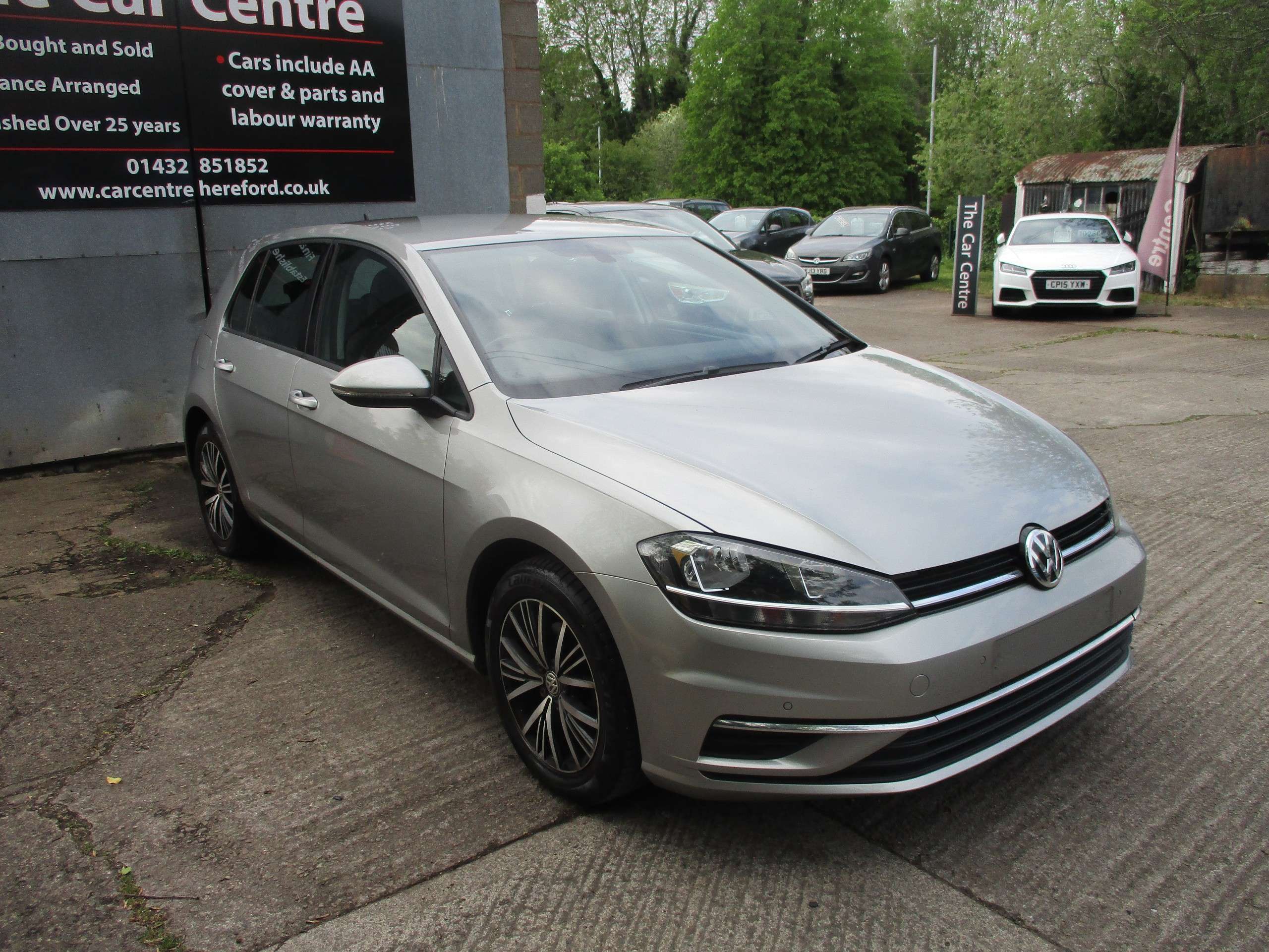 2017 VOLKSWAGEN GOLF 2017 VOLKSWAGEN GOLF