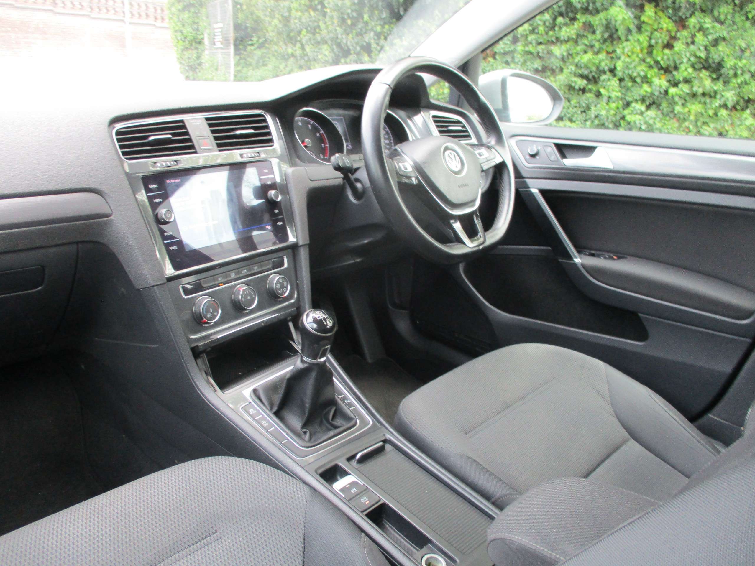 2017 VOLKSWAGEN GOLF 2017 VOLKSWAGEN GOLF