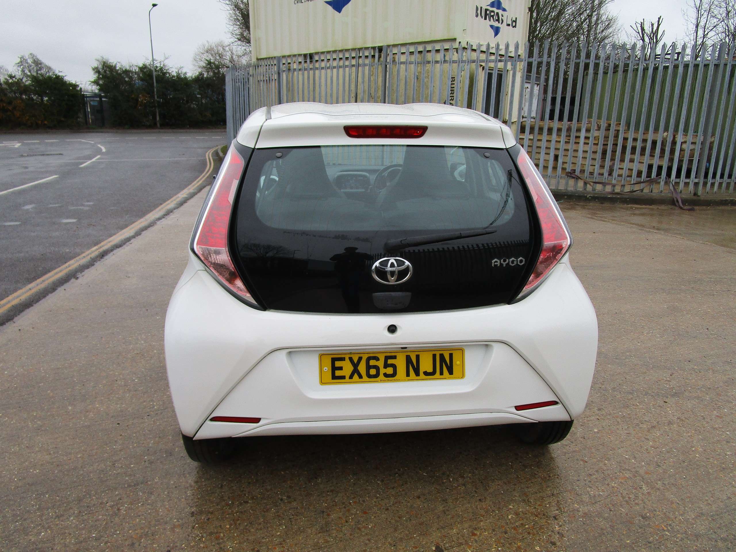 2015 TOYOTA AYGO 2015 TOYOTA AYGO