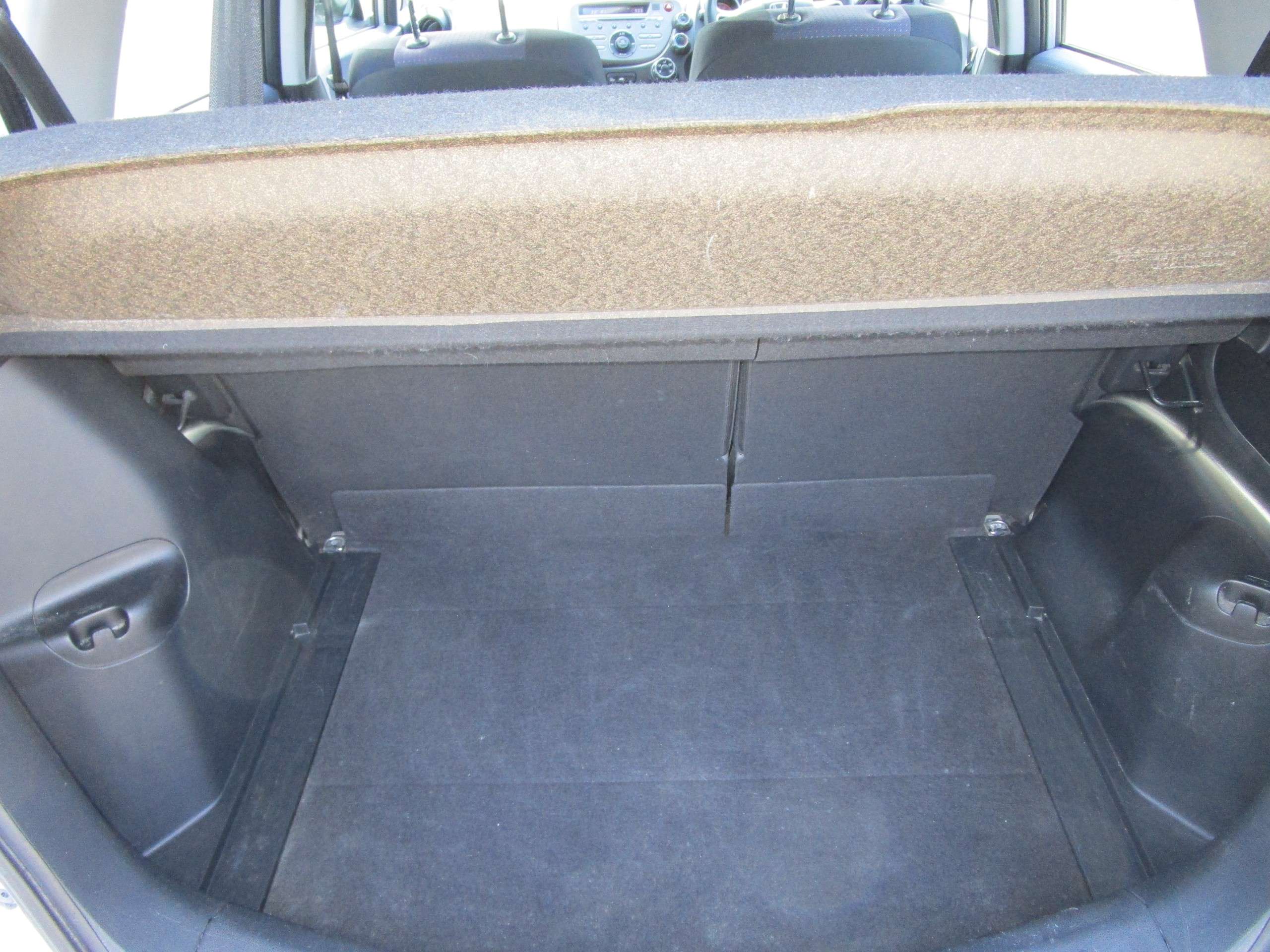 2011 HONDA JAZZ 2011 HONDA JAZZ