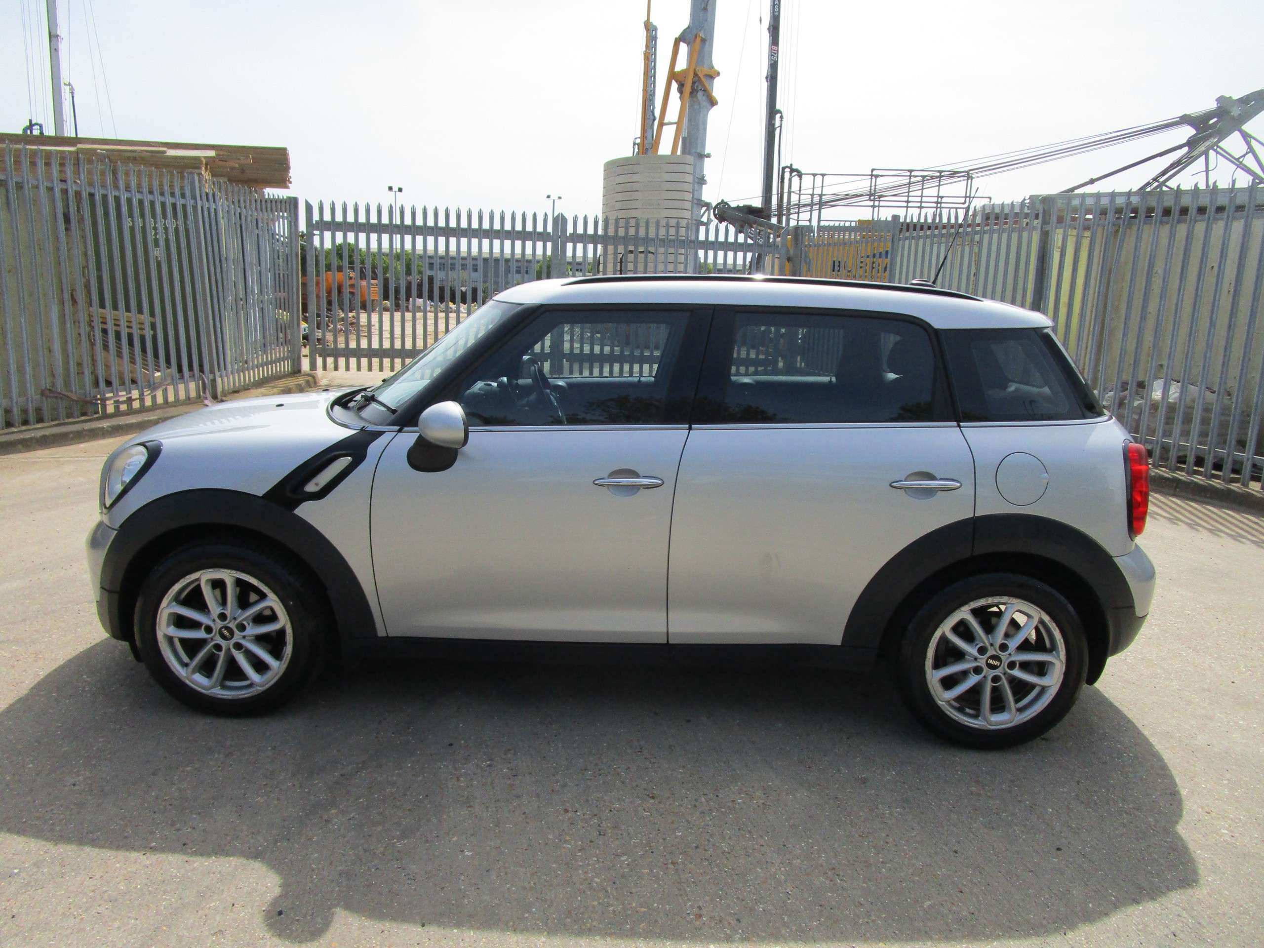 2014 MINI COUNTRYMAN 2014 MINI COUNTRYMAN