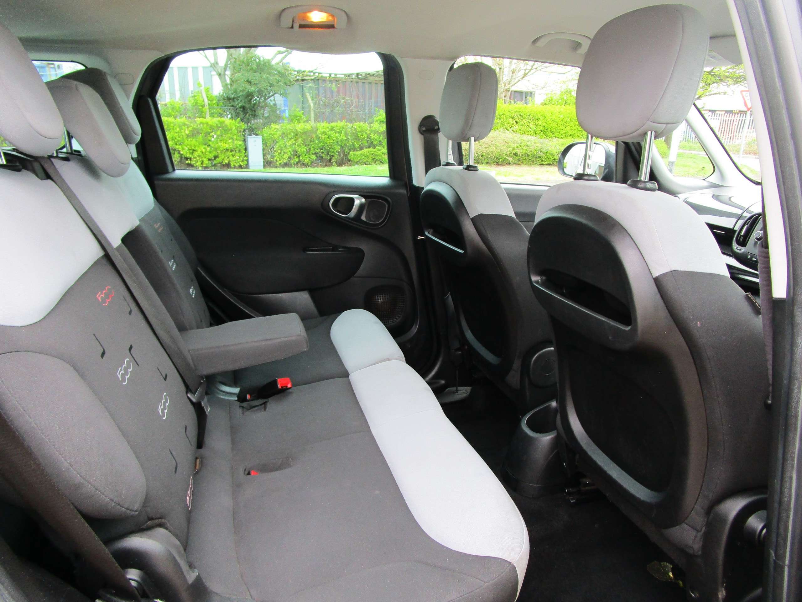 2014 FIAT 500L 2014 FIAT 500L