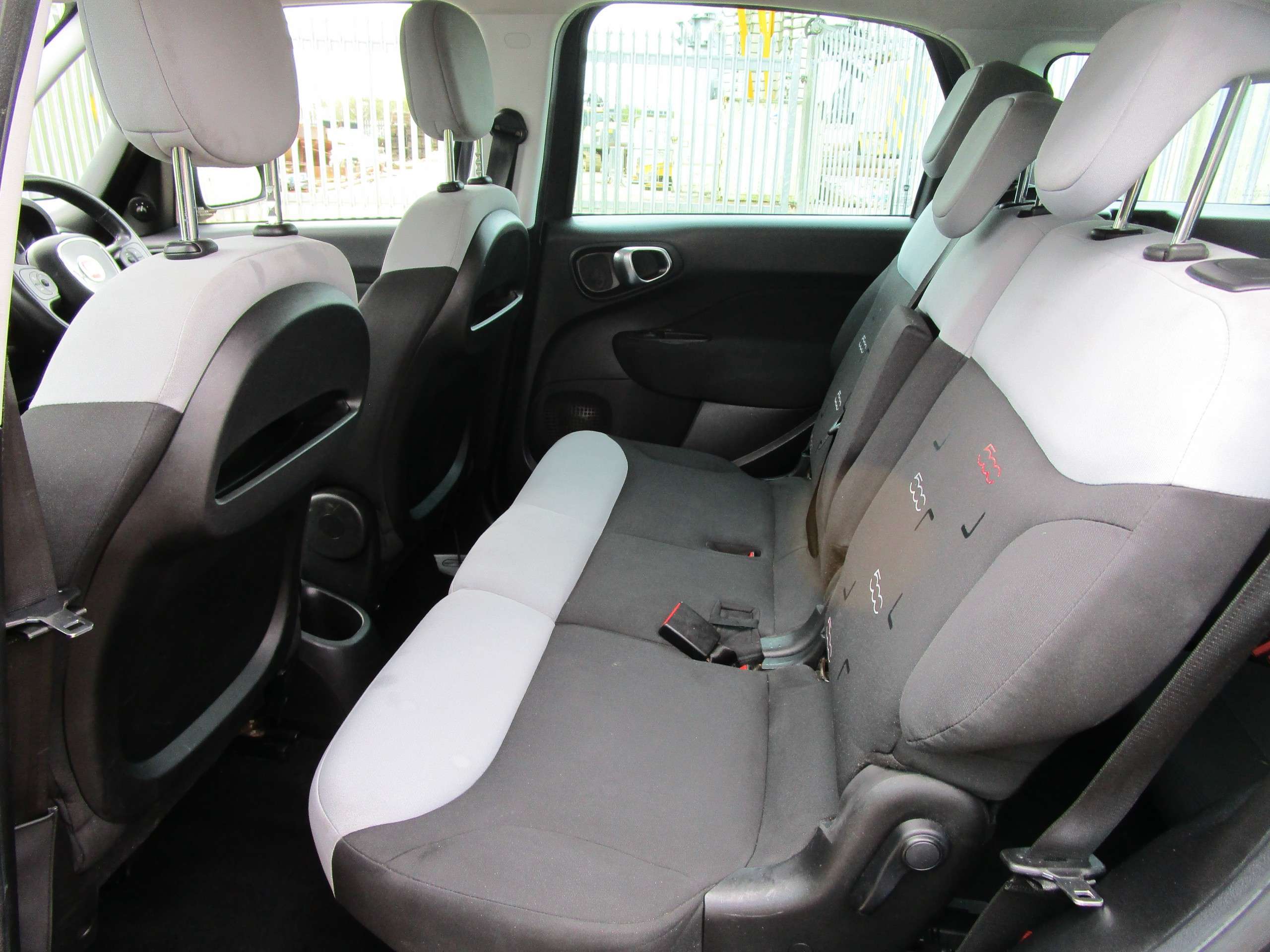 2014 FIAT 500L 2014 FIAT 500L