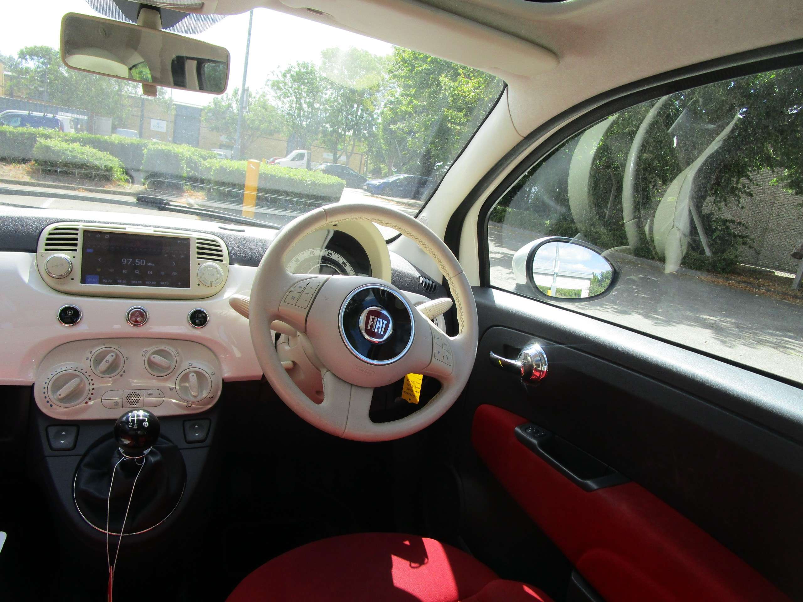 2011 FIAT 500 2011 FIAT 500