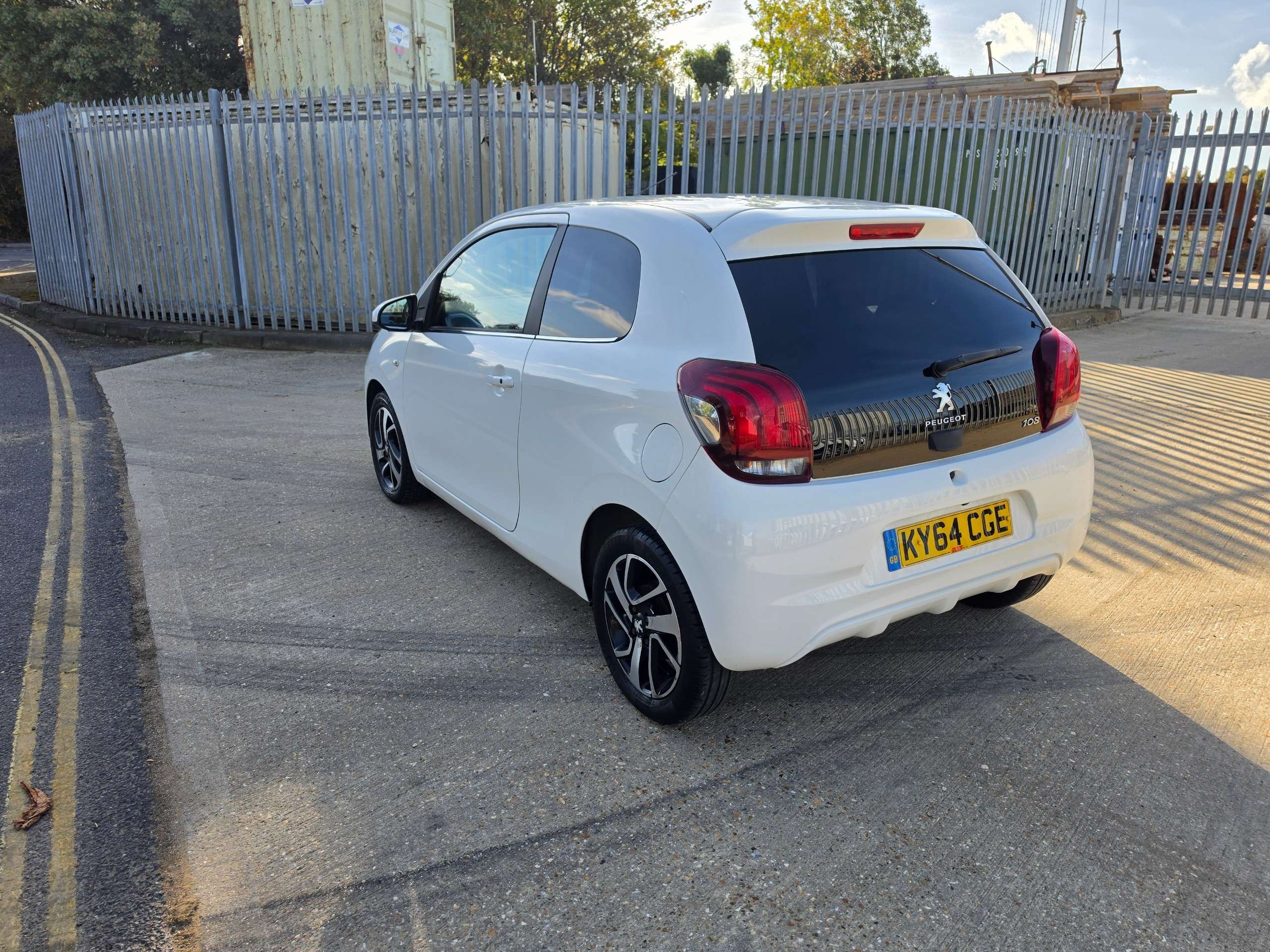 A 2015 PEUGEOT 108 1.2 VTi PureTech Allure Hatchback 3dr Petrol Manual Euro 5 (82 ps) A 2015 PEUGEOT 108 1.2 VTi PureTech Allure Hatchback 3dr Petrol Manual Euro 5 (82 ps)