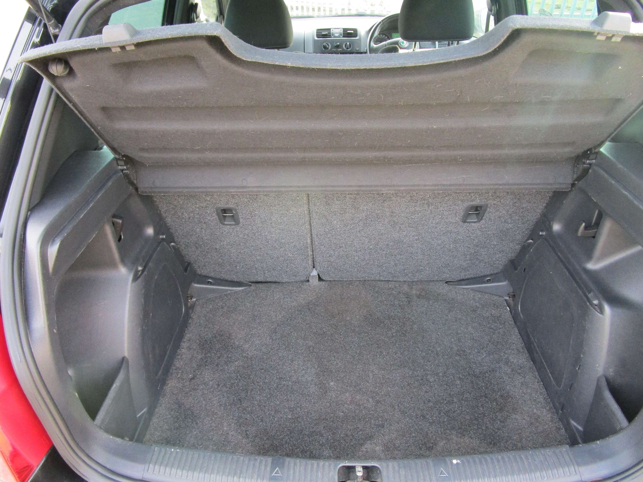 2012 SKODA FABIA 2012 SKODA FABIA