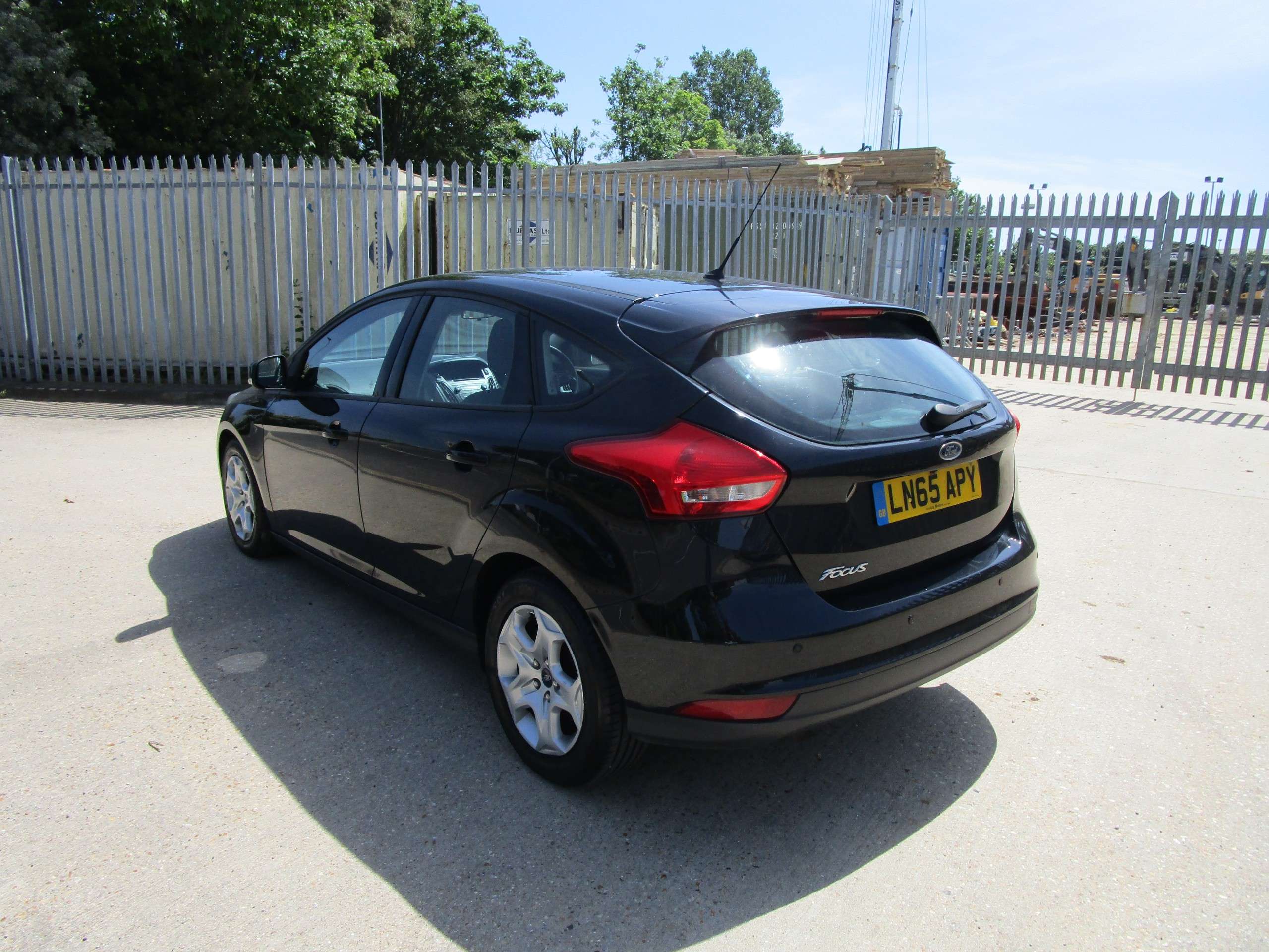 A 2015 FORD FOCUS 1.5 TDCi Style Hatchback 5dr Diesel Manual Euro 6 (s/s) (95 ps) A 2015 FORD FOCUS 1.5 TDCi Style Hatchback 5dr Diesel Manual Euro 6 (s/s) (95 ps)