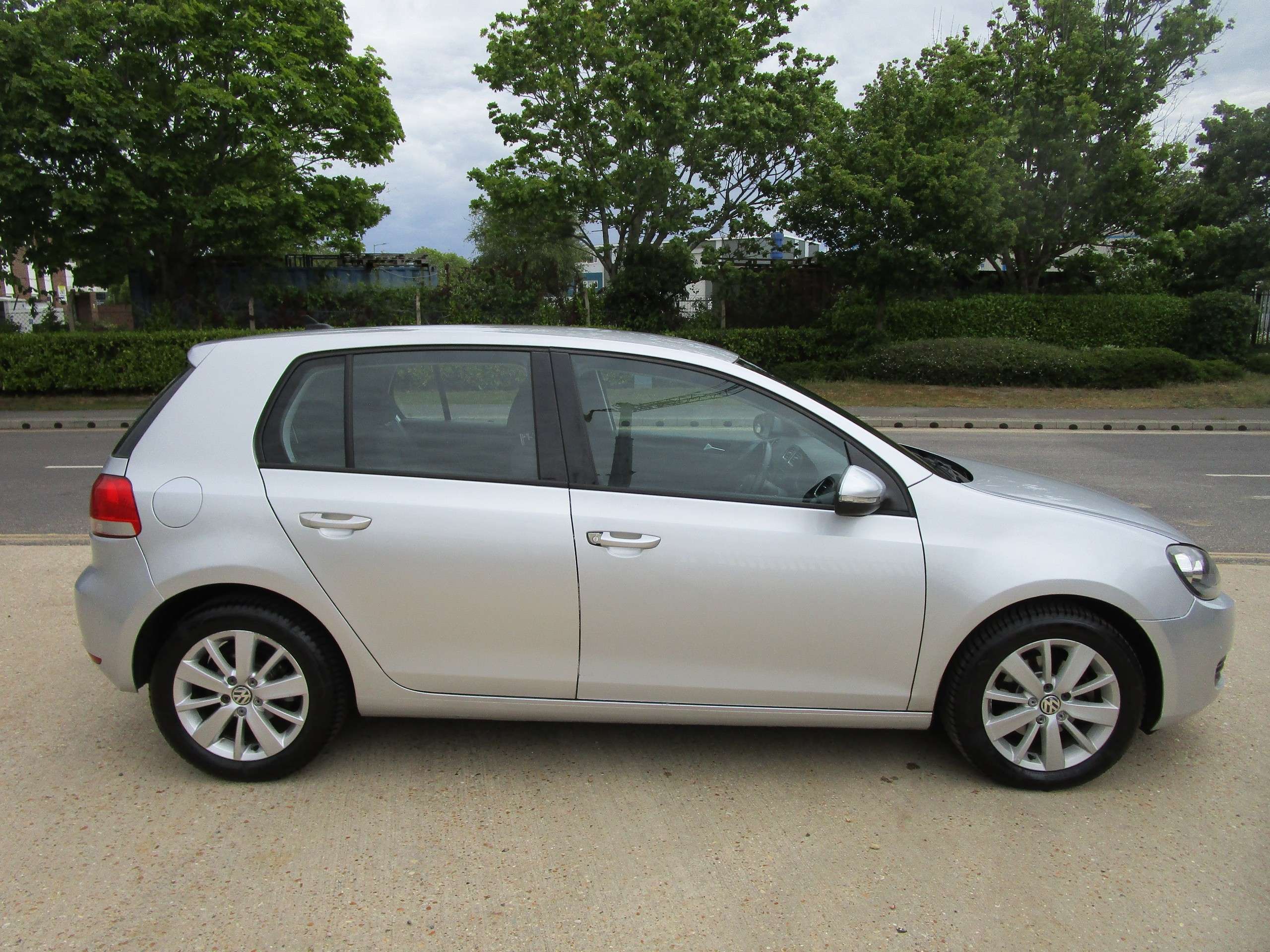 2011 VOLKSWAGEN GOLF 2011 VOLKSWAGEN GOLF