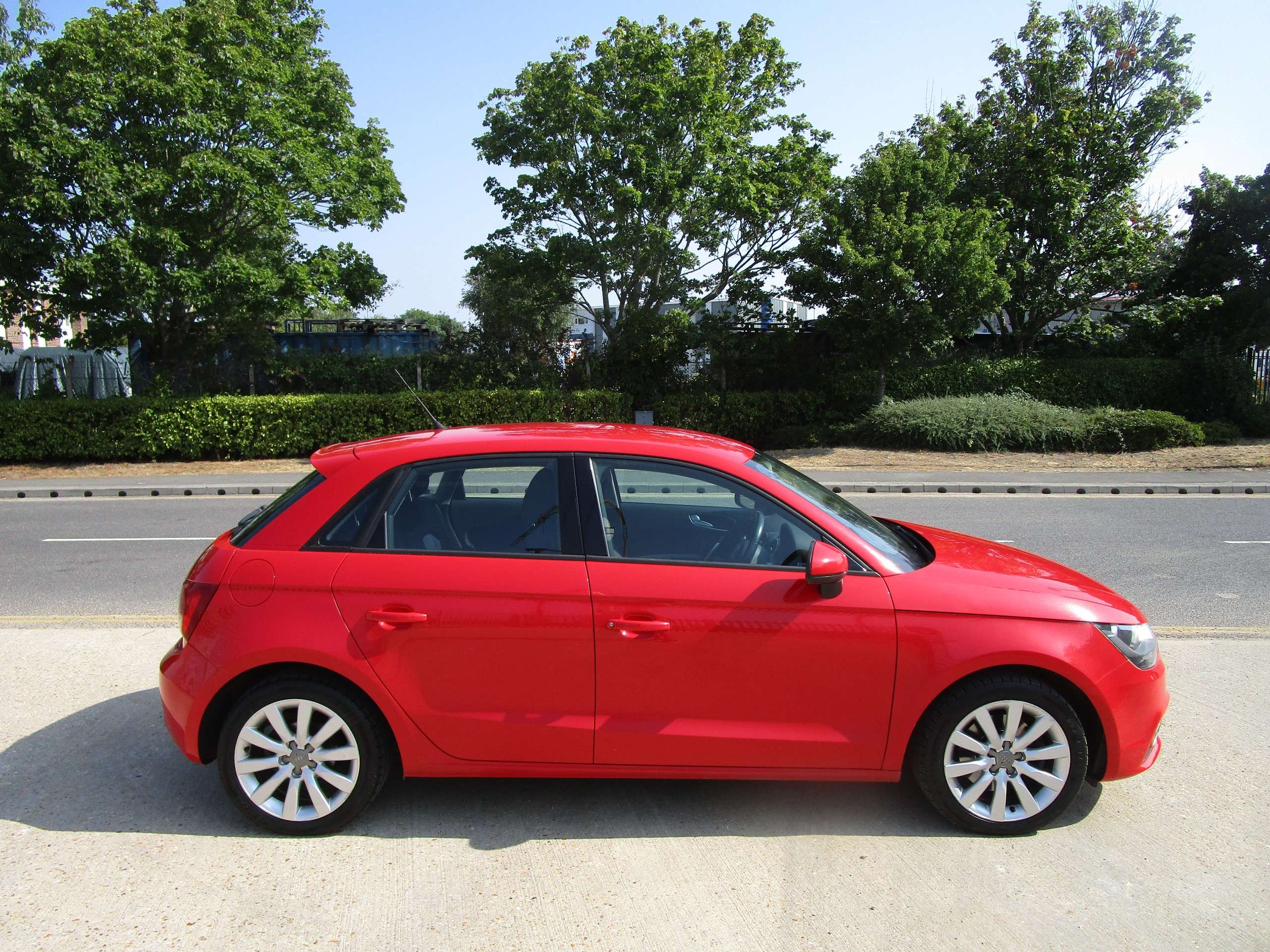 2014 AUDI A1 2014 AUDI A1