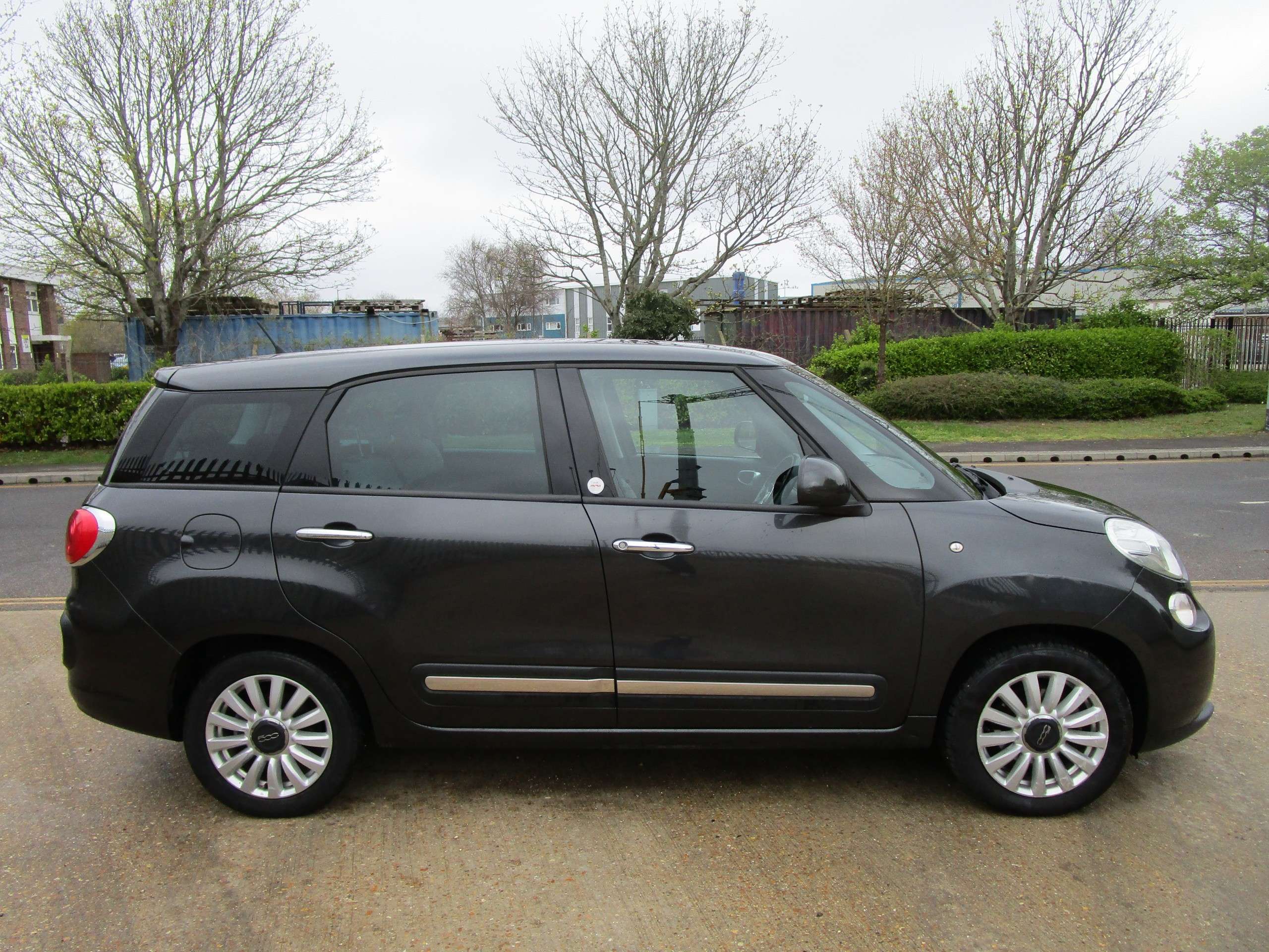 2014 FIAT 500L 2014 FIAT 500L