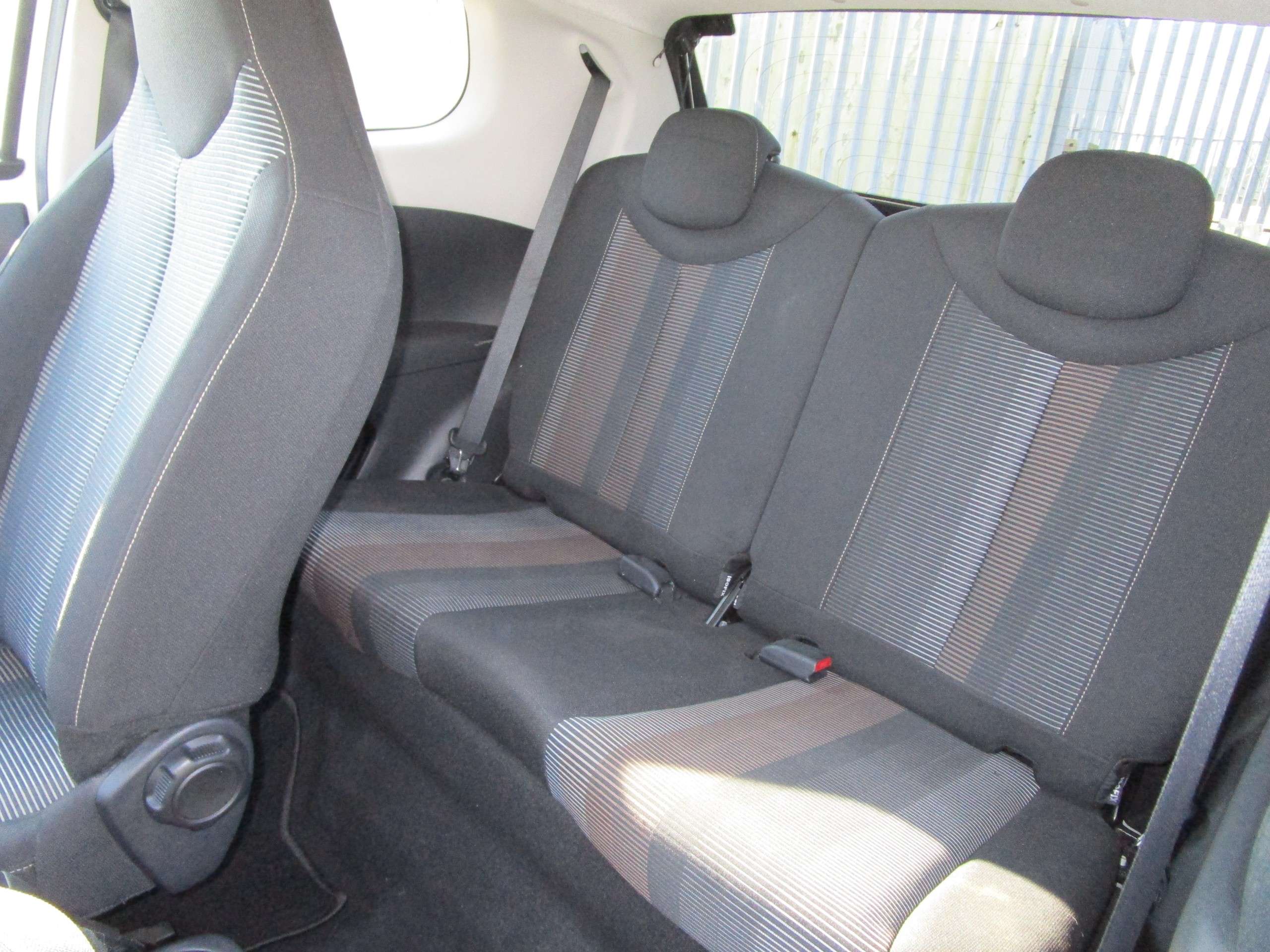 2015 PEUGEOT 108 2015 PEUGEOT 108