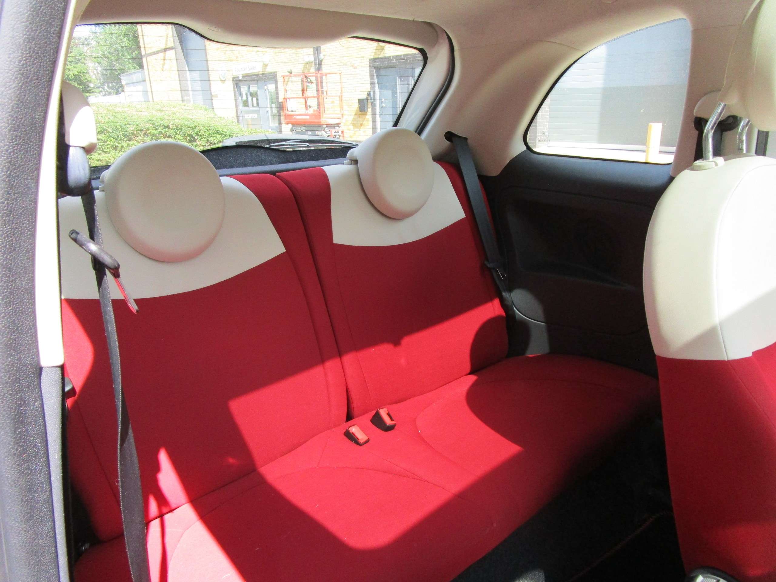 2011 FIAT 500 2011 FIAT 500