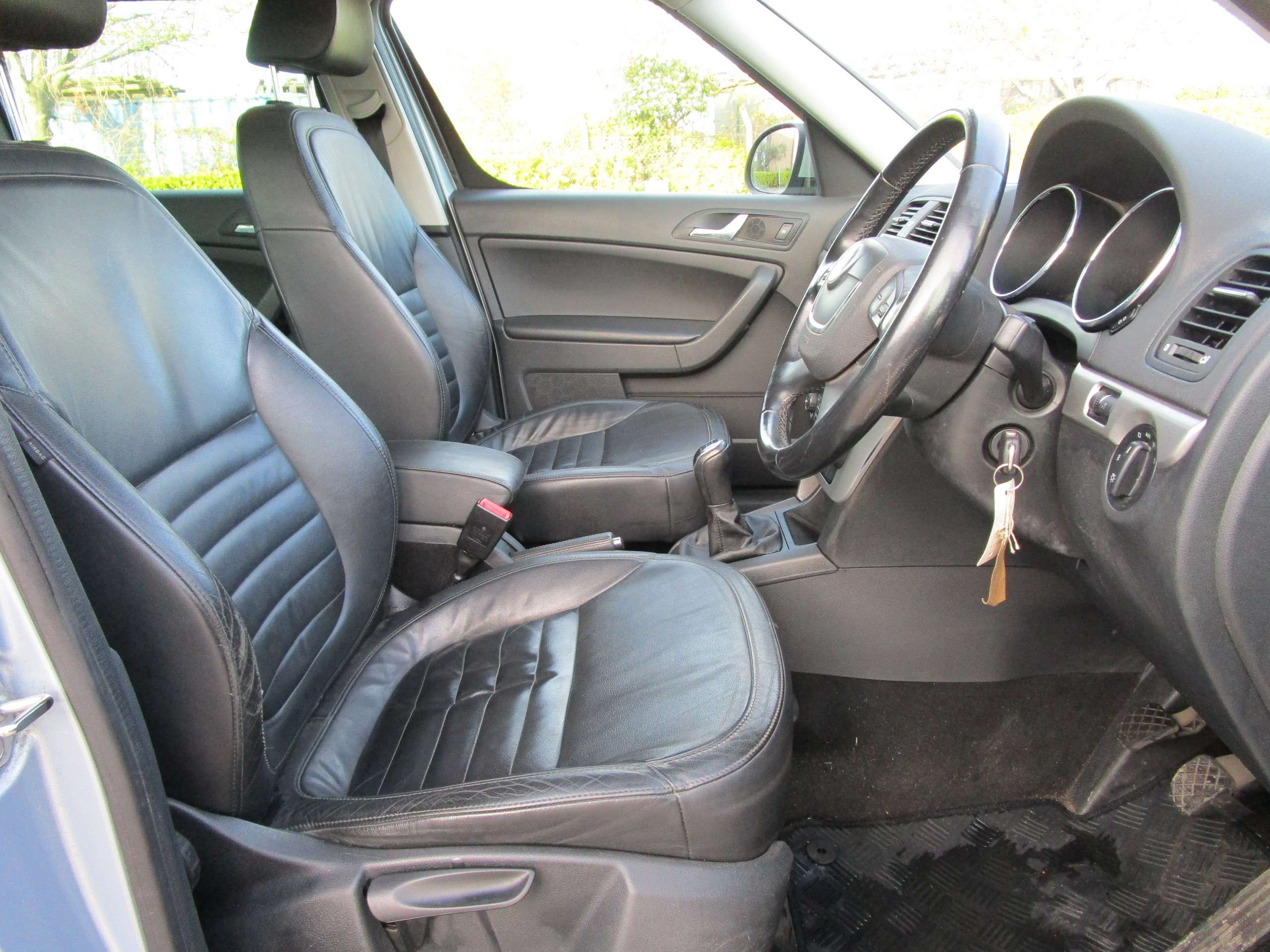 2011 SKODA YETI 2011 SKODA YETI