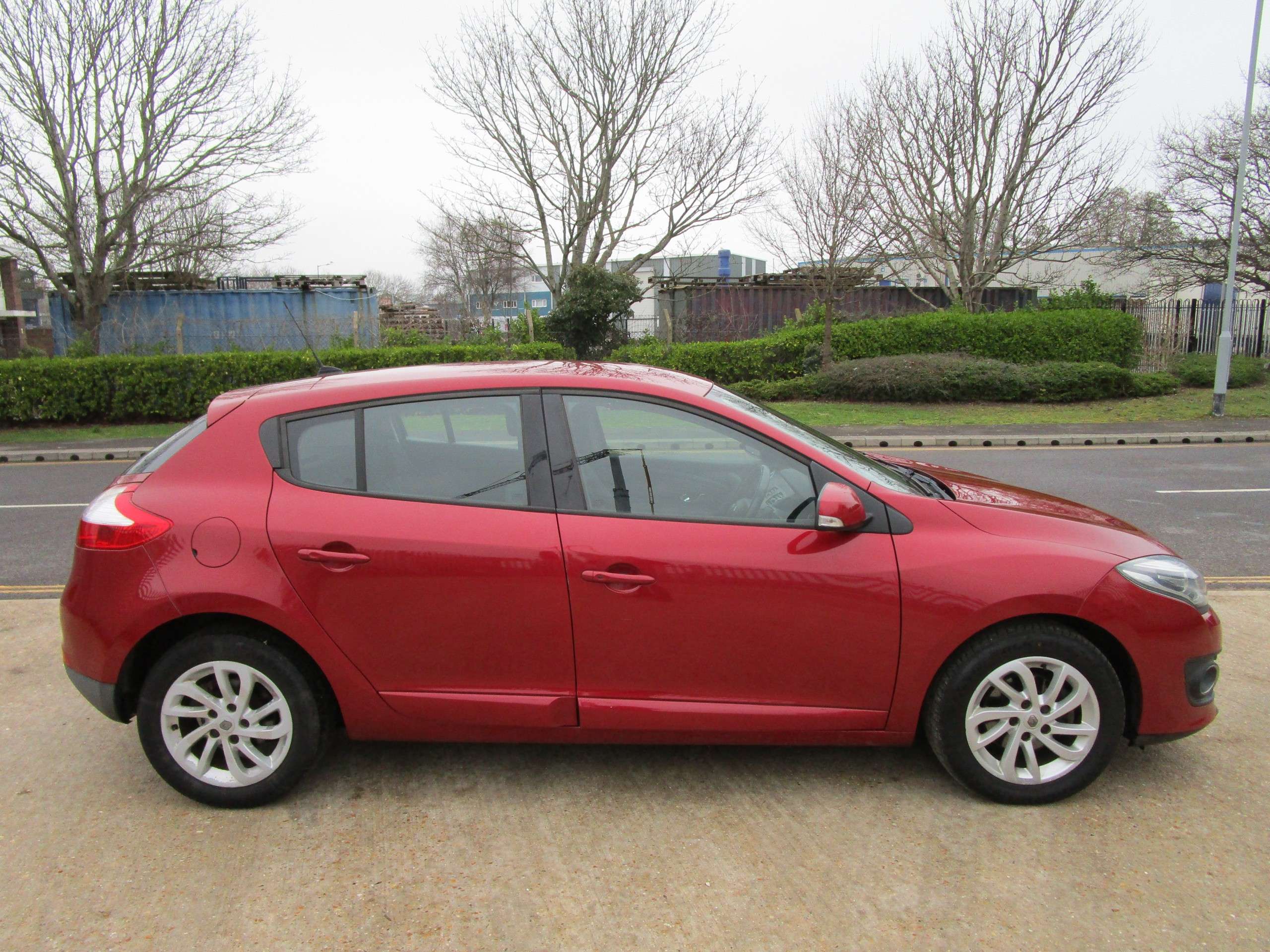 2014 RENAULT MEGANE 2014 RENAULT MEGANE