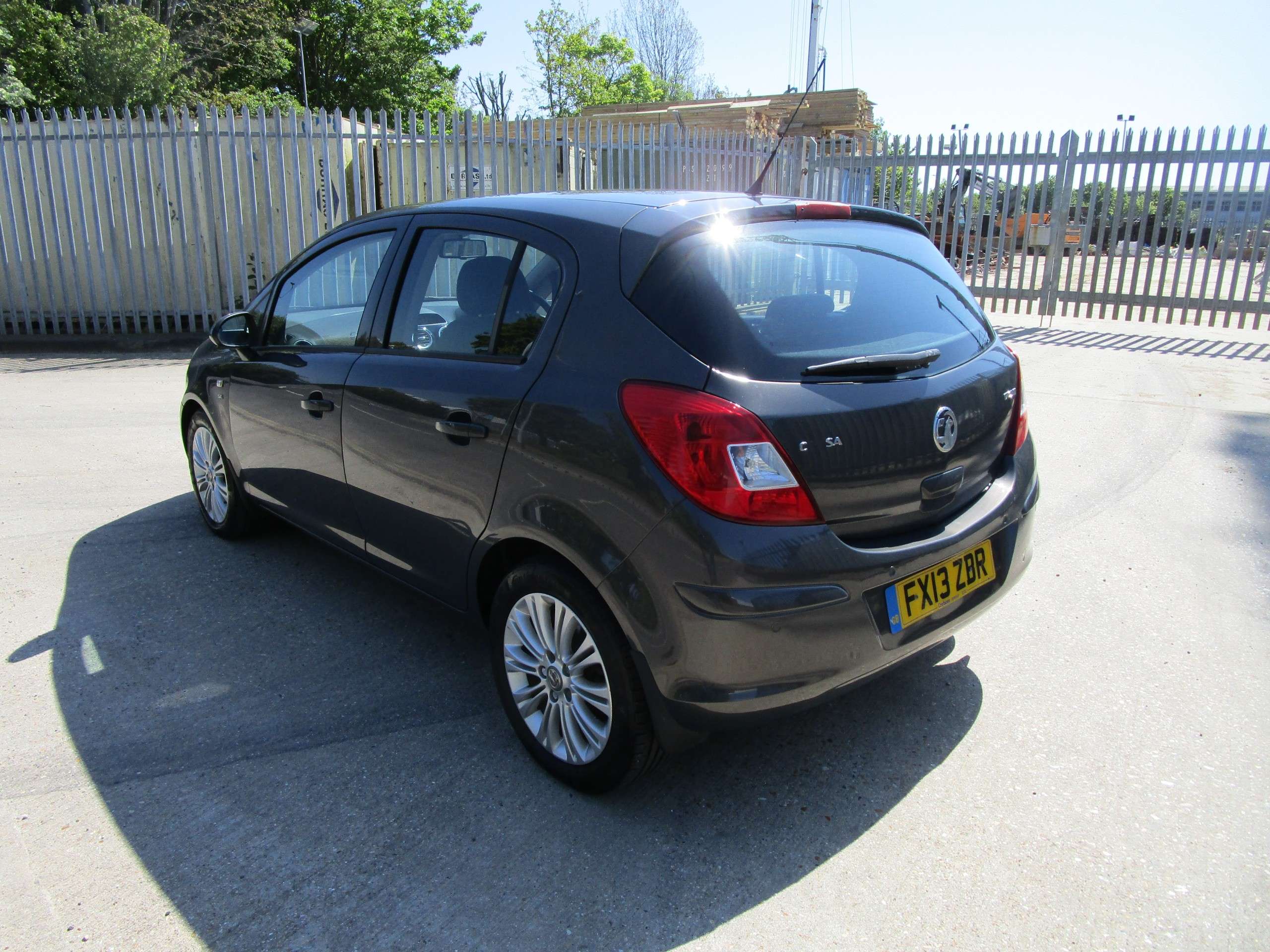 A 2013 VAUXHALL CORSA 1.7 CDTi ecoFLEX SE Hatchback 5dr Diesel Manual Euro 5 (130 ps) A 2013 VAUXHALL CORSA 1.7 CDTi ecoFLEX SE Hatchback 5dr Diesel Manual Euro 5 (130 ps)