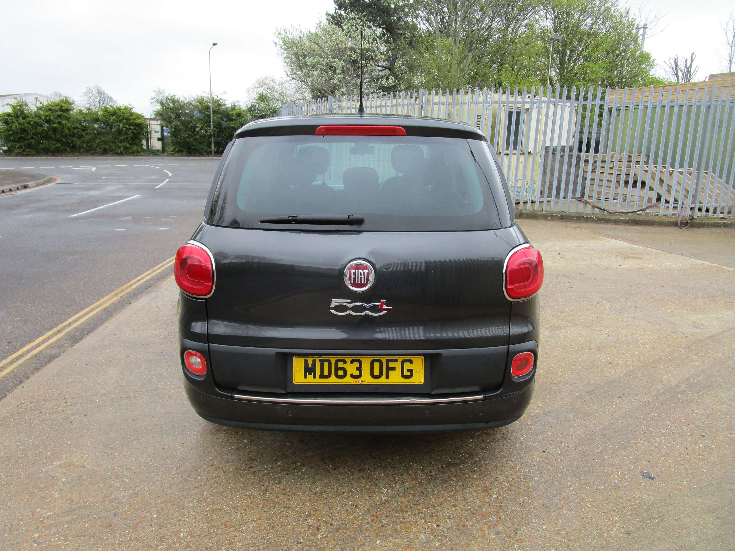 2014 FIAT 500L 2014 FIAT 500L