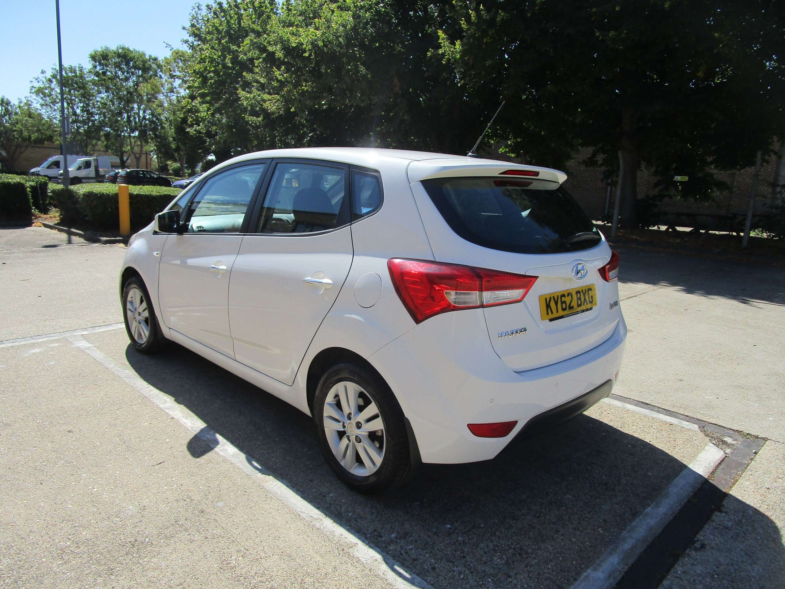 A 2012 HYUNDAI IX20 1.4 Active Hatchback 5dr Petrol Manual Euro 5 (s/s) (90 bhp) A 2012 HYUNDAI IX20 1.4 Active Hatchback 5dr Petrol Manual Euro 5 (s/s) (90 bhp)