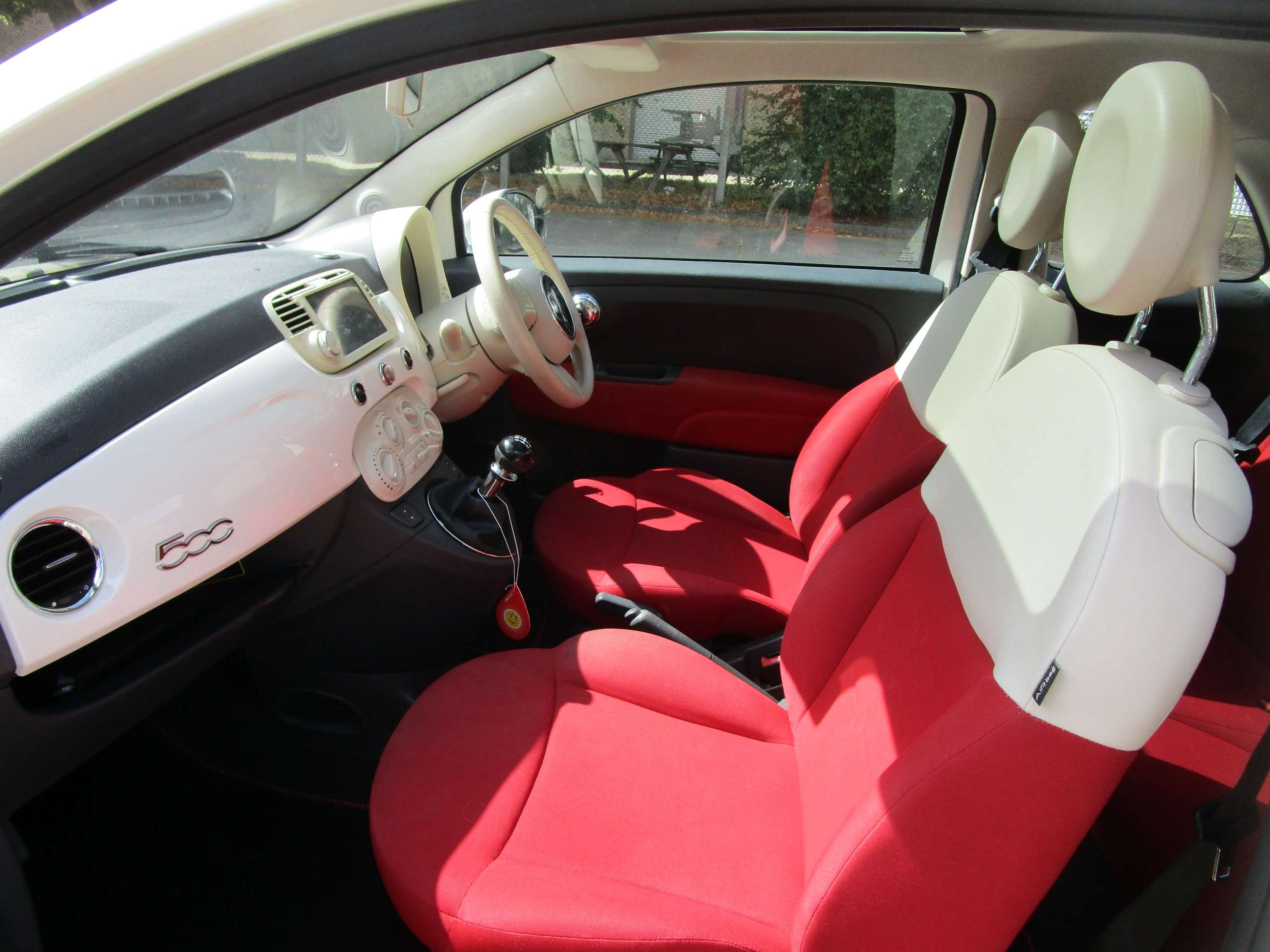 2011 FIAT 500 2011 FIAT 500