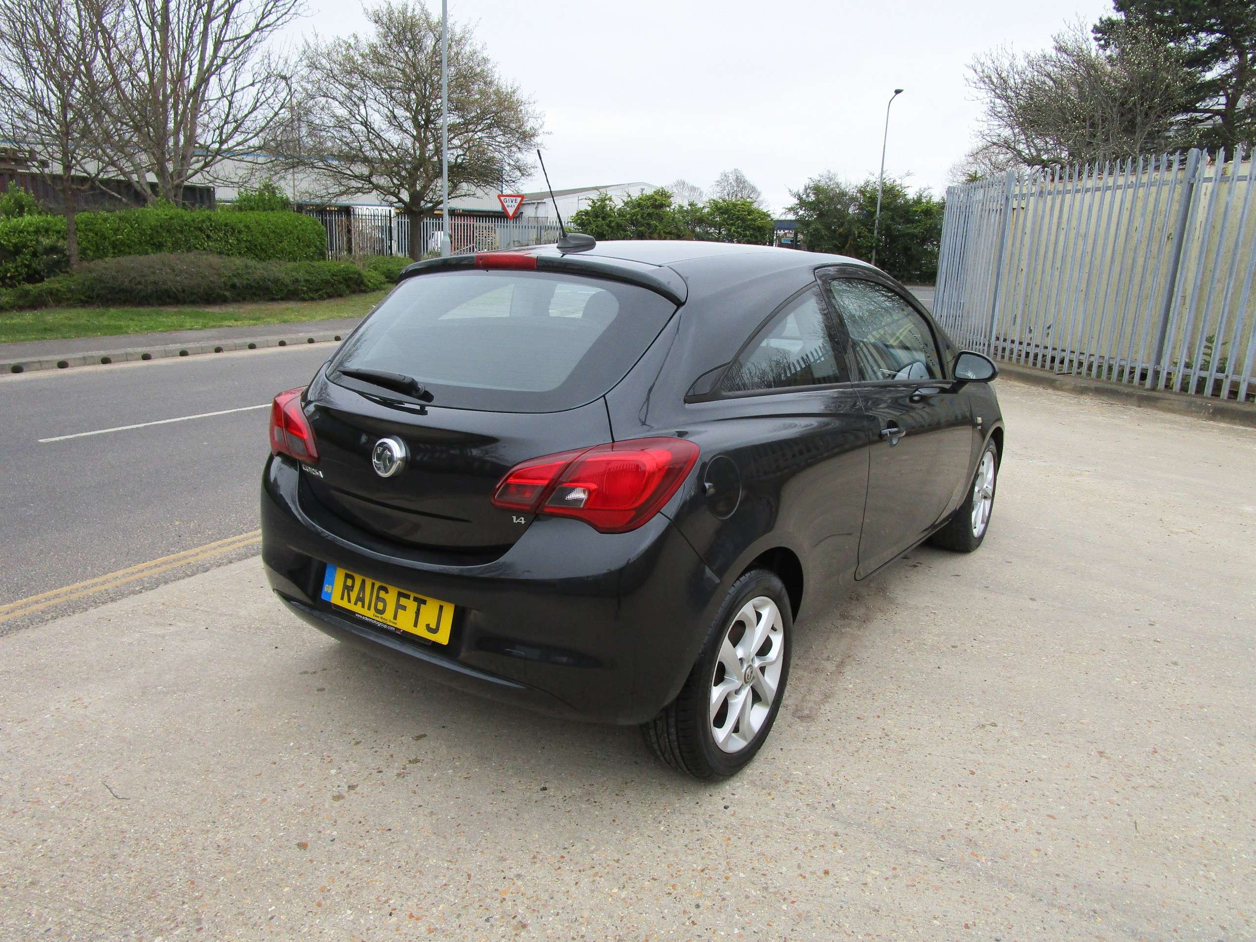A 2016 VAUXHALL CORSA 1.4i ecoFLEX Energy Hatchback 3dr Petrol Manual Euro 6 (a/c) (90 ps) A 2016 VAUXHALL CORSA 1.4i ecoFLEX Energy Hatchback 3dr Petrol Manual Euro 6 (a/c) (90 ps)