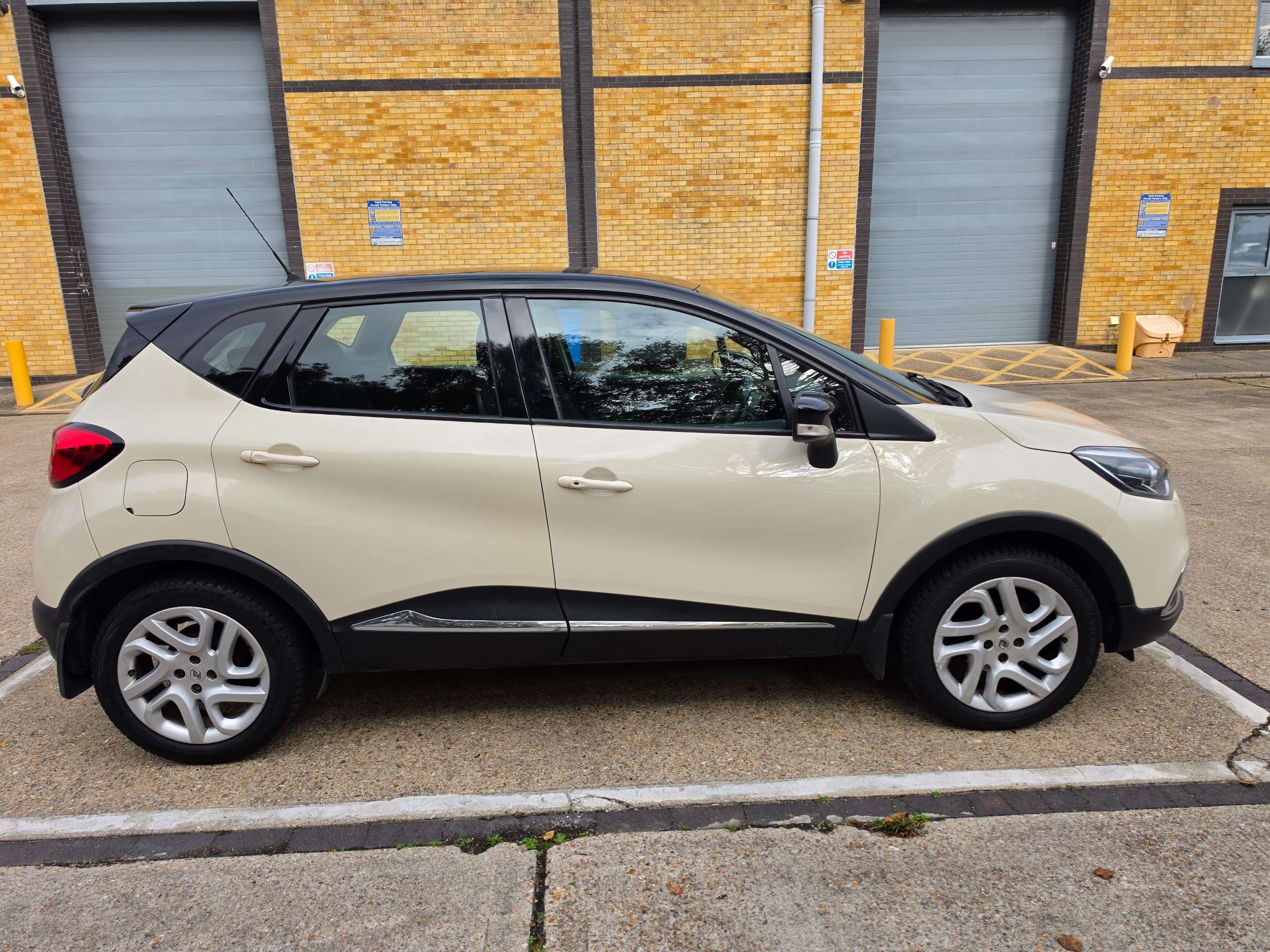 2015 RENAULT CAPTUR 2015 RENAULT CAPTUR