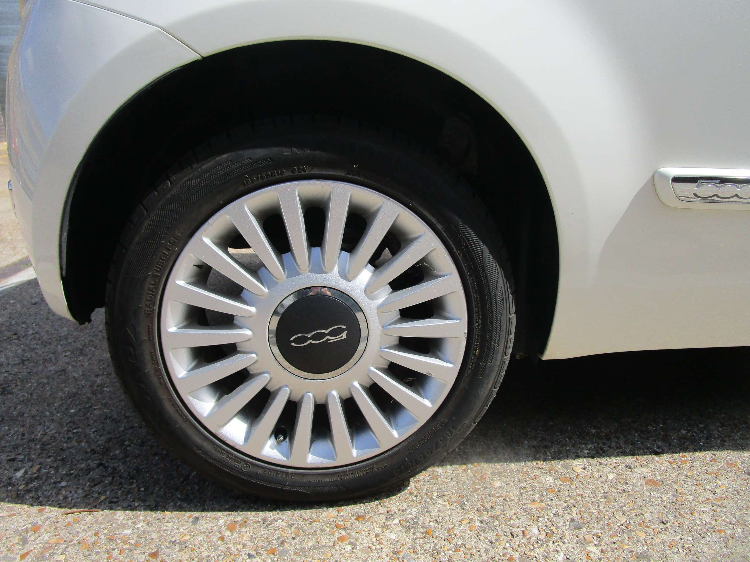 2011 FIAT 500 2011 FIAT 500