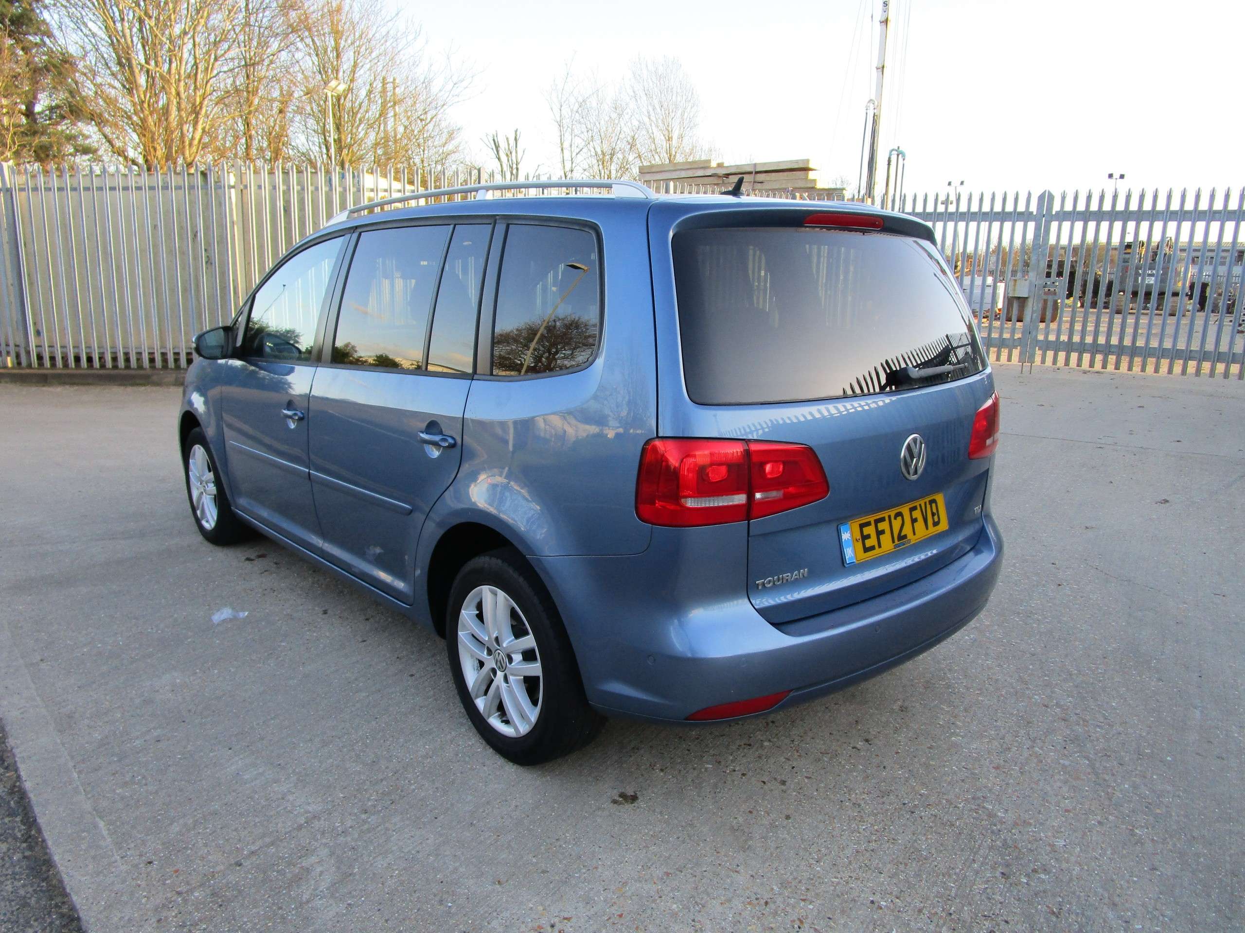 A 2012 VOLKSWAGEN TOURAN 1.6 TDI SE MPV 5dr Diesel Manual Euro 5 (105 ps) A 2012 VOLKSWAGEN TOURAN 1.6 TDI SE MPV 5dr Diesel Manual Euro 5 (105 ps)