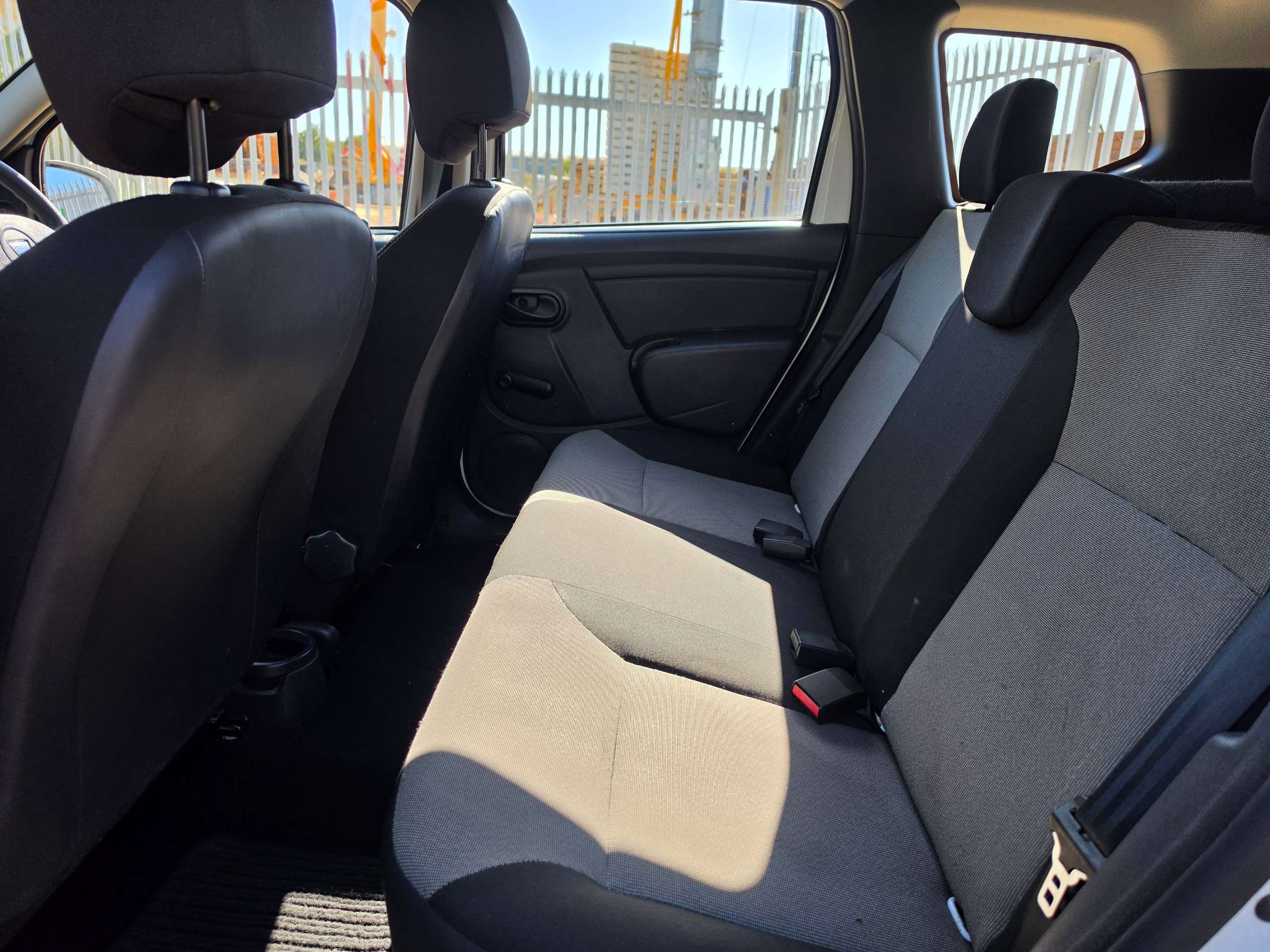 2016 DACIA DUSTER 2016 DACIA DUSTER