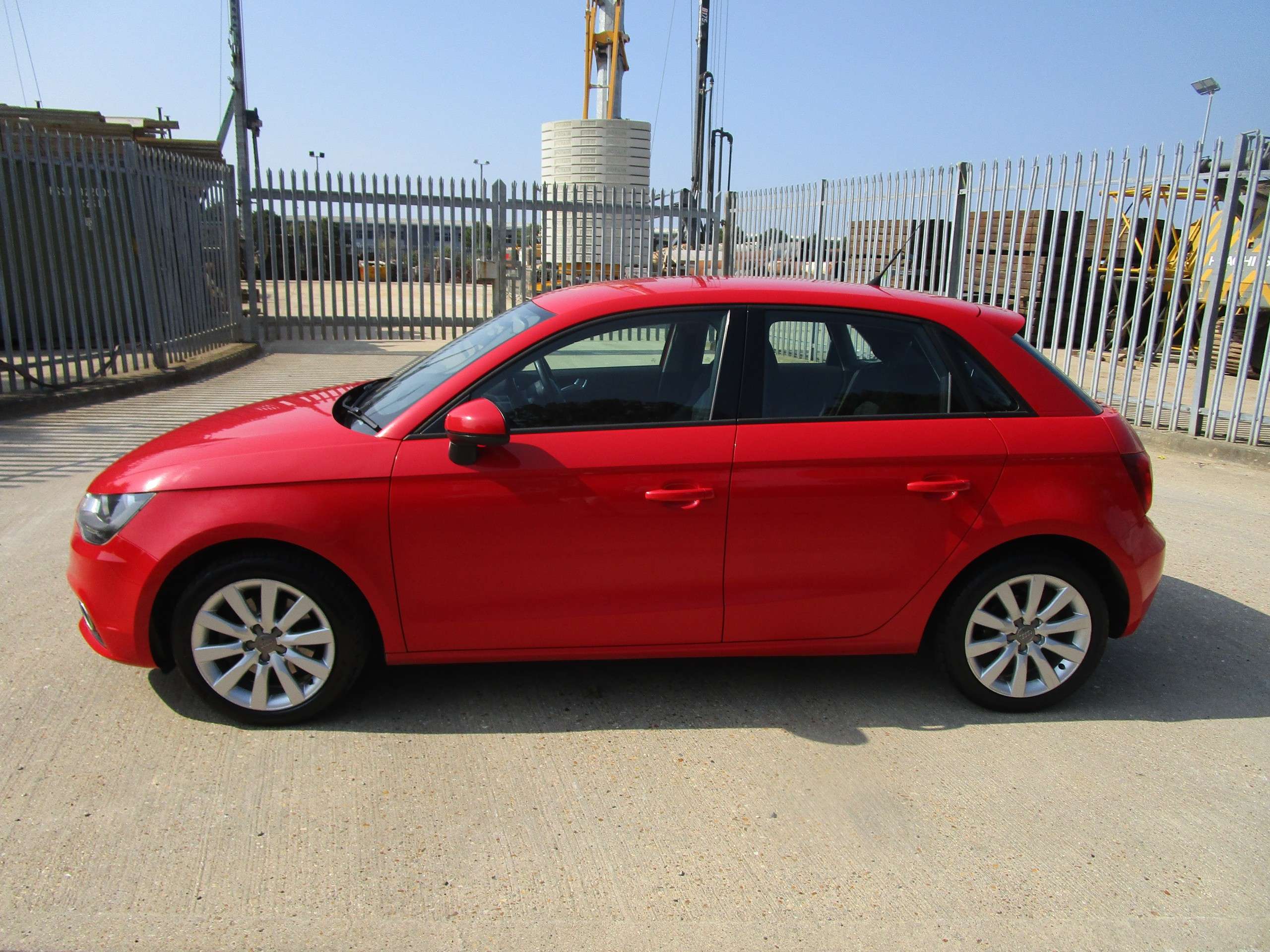 2014 AUDI A1 2014 AUDI A1