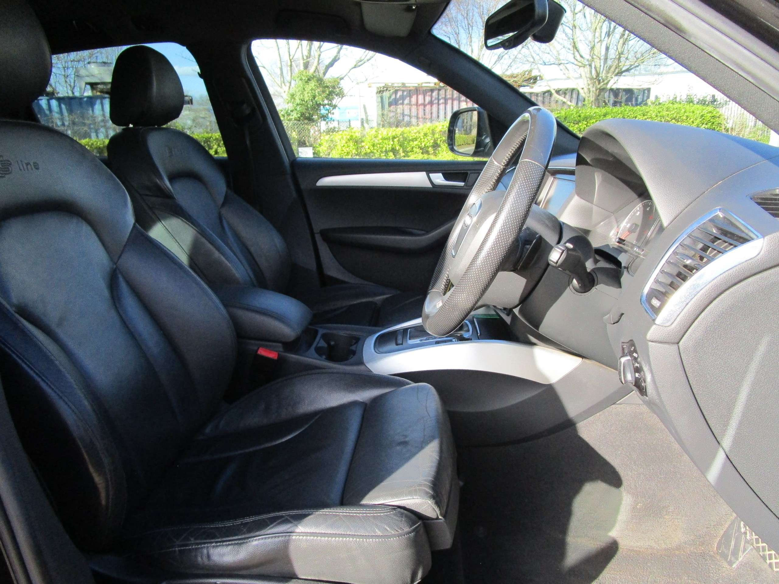 2009 AUDI Q5 2009 AUDI Q5