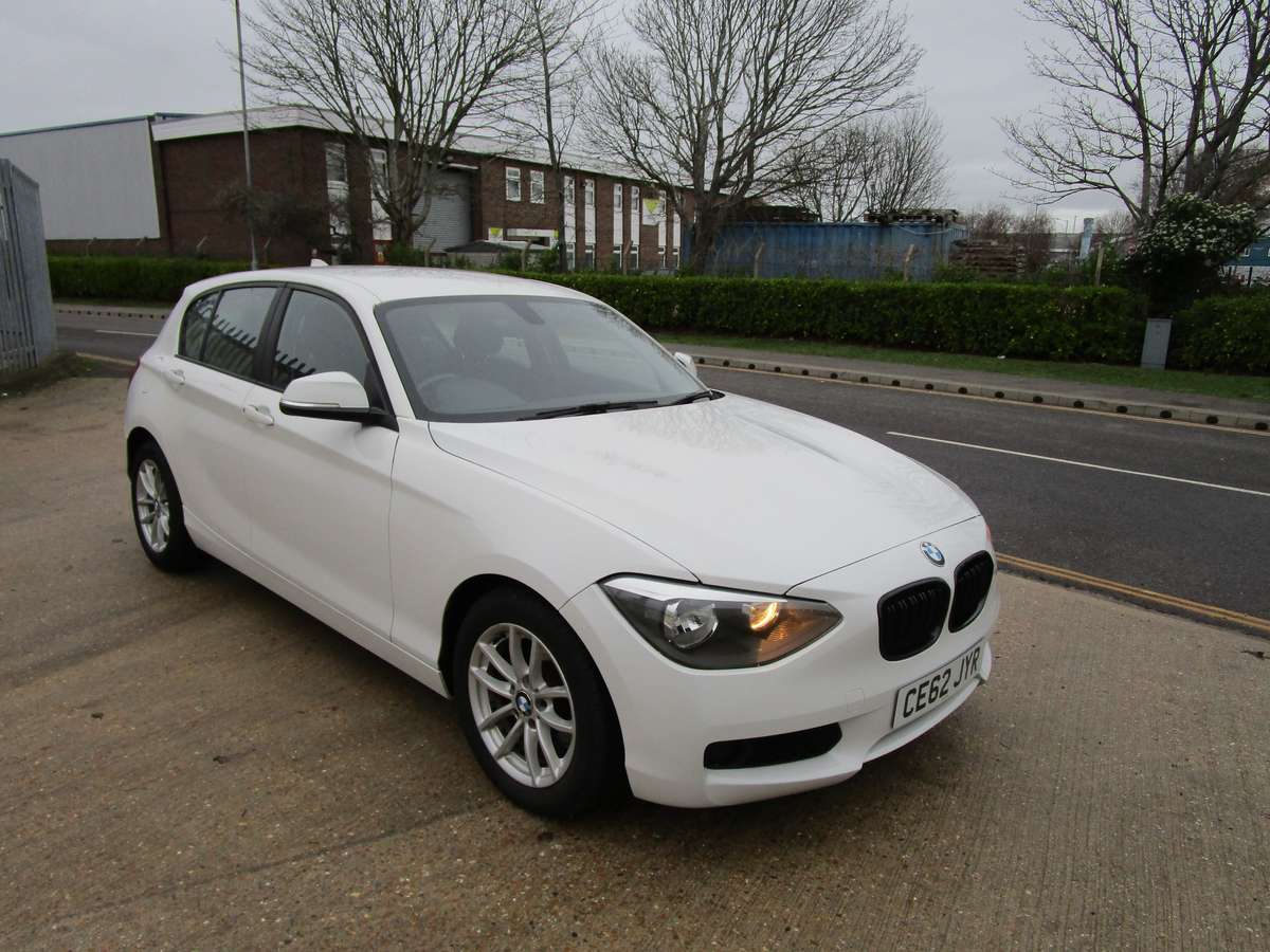 Check out this BMW 1 Series 2012 Diesel Manual