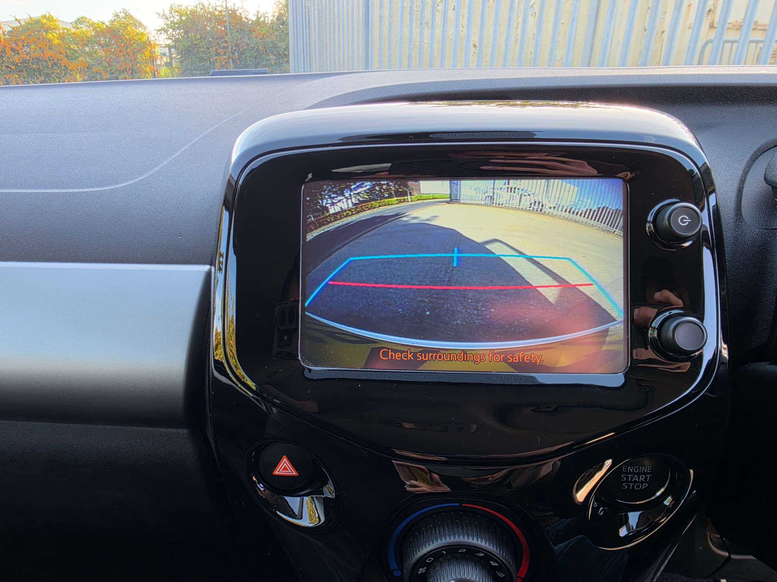 2015 PEUGEOT 108 2015 PEUGEOT 108