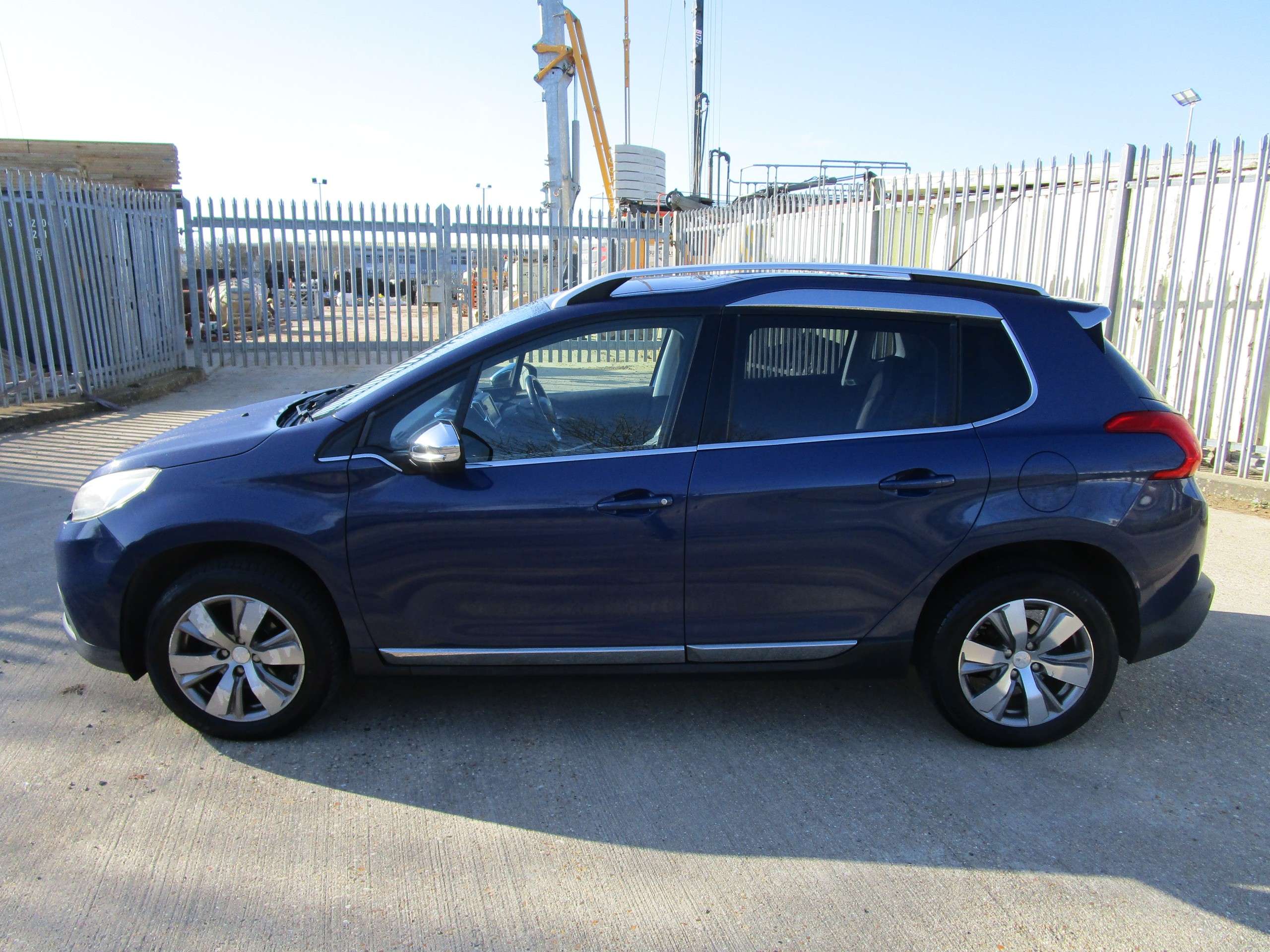 2015 PEUGEOT 2008 2015 PEUGEOT 2008